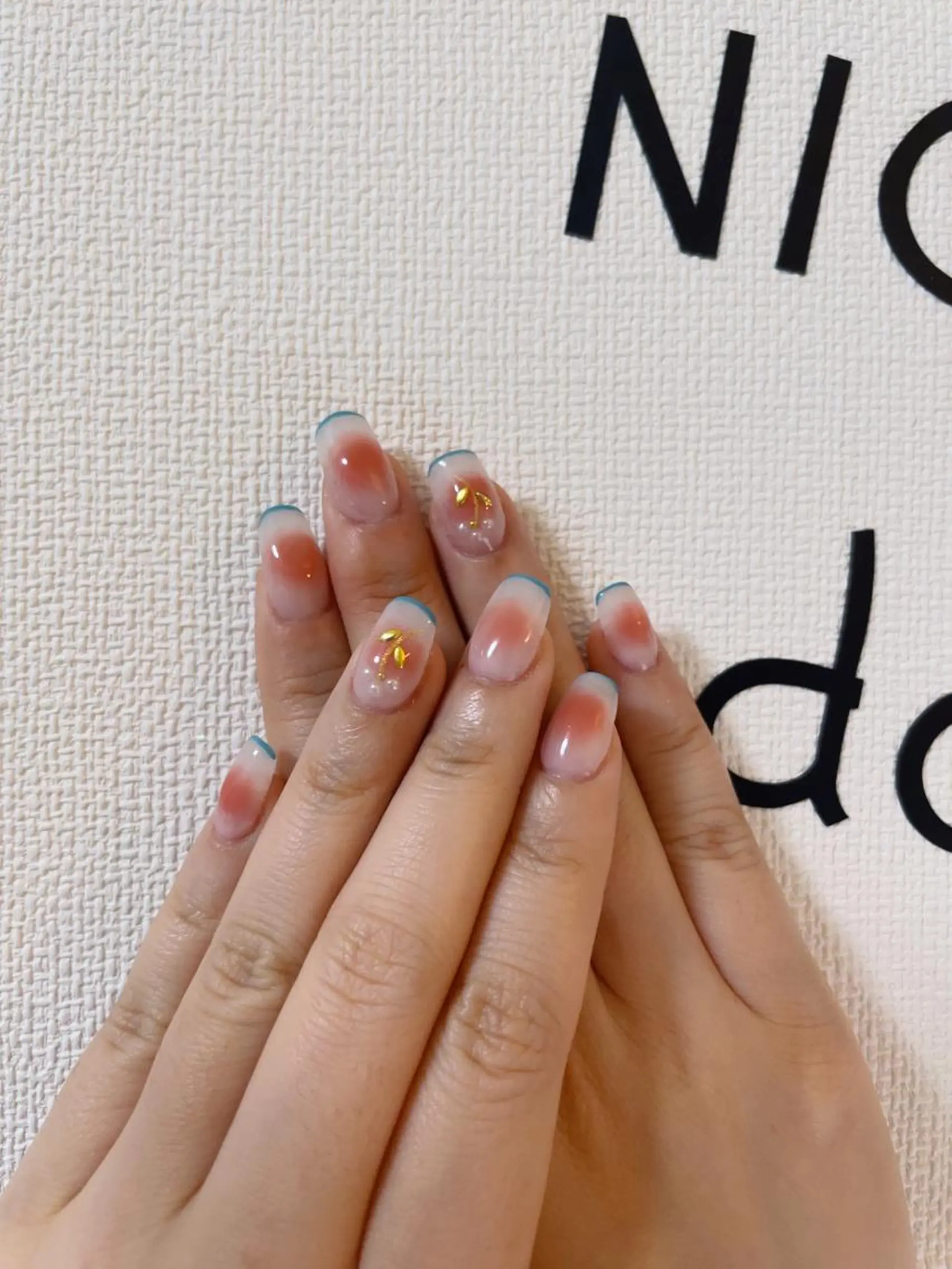 ネイル チークネイル エン Nail salonのネイルデザイン