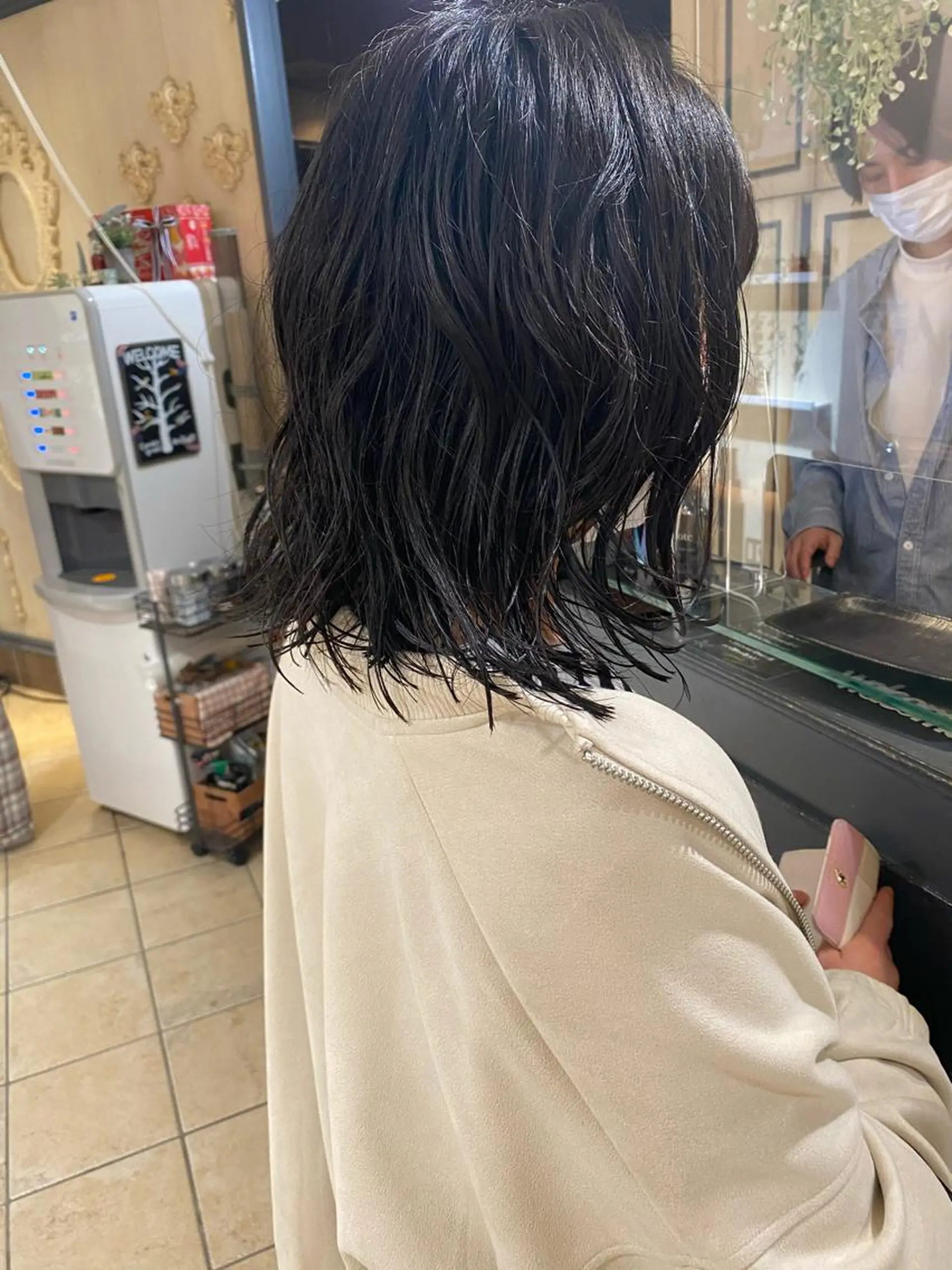 ミディアム パーマ レイヤーカット✂️ 横浜No1♡下鳥翔子のヘアスタイル