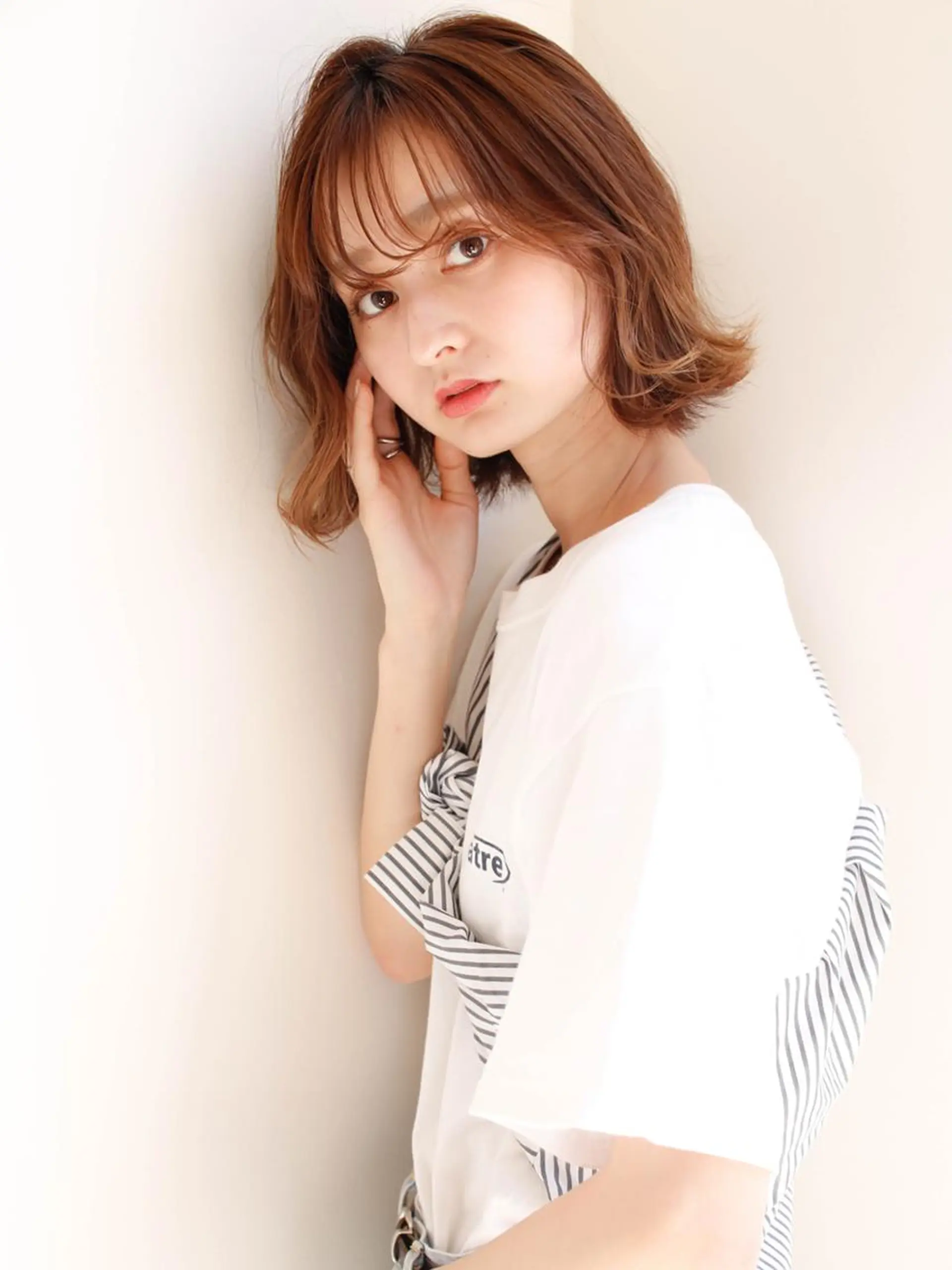 ミディアム カラー アッシュ グラデーションカラー ボブ くせ毛 小顔カット ルーチェヘアー 北摂エリアNo.1のヘアスタイル