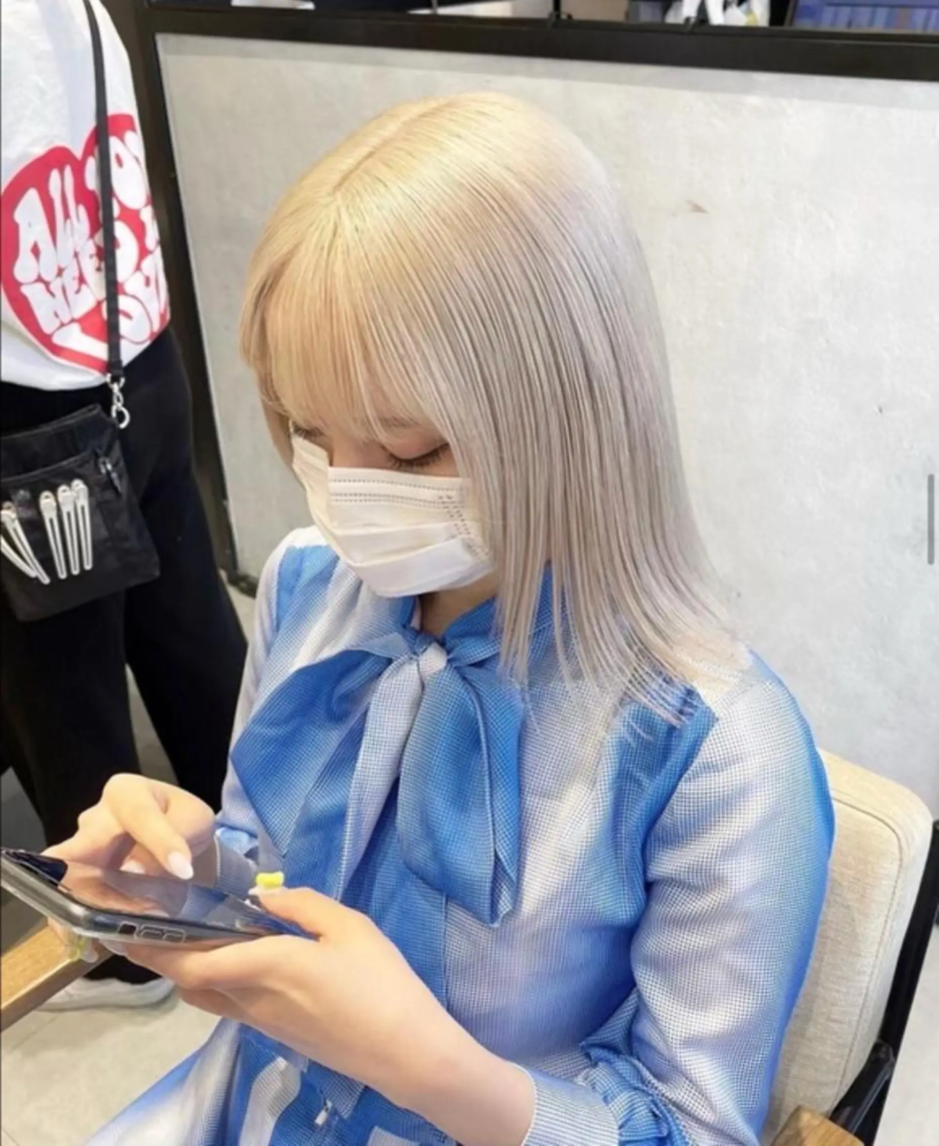 ミディアム カラー パーマ ヘアアレンジ メンズ キッズ ネイル マツエク・マツパ アイブロウ ショートボブ ミディアムパーマ メンズバレイヤージュ メンズブリーチ メンズハイライト Eirデザイナーズ サロン茶屋町tomoのヘアスタイル