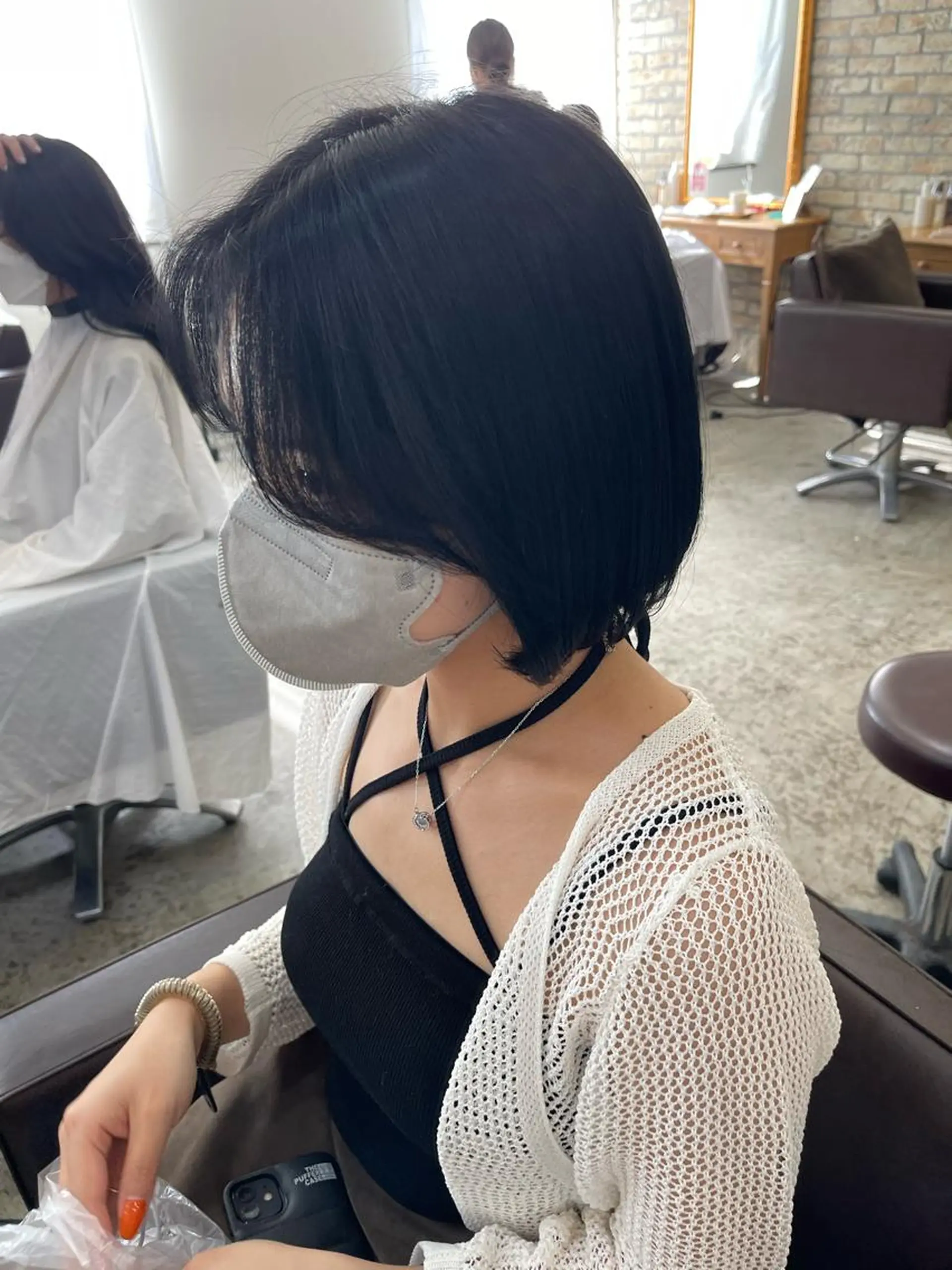 ショート カラー 黒髪 ブルーカラー ブルーブラック エギョモリ タンバルモリ 🫧chinatsu 🫧のヘアスタイル