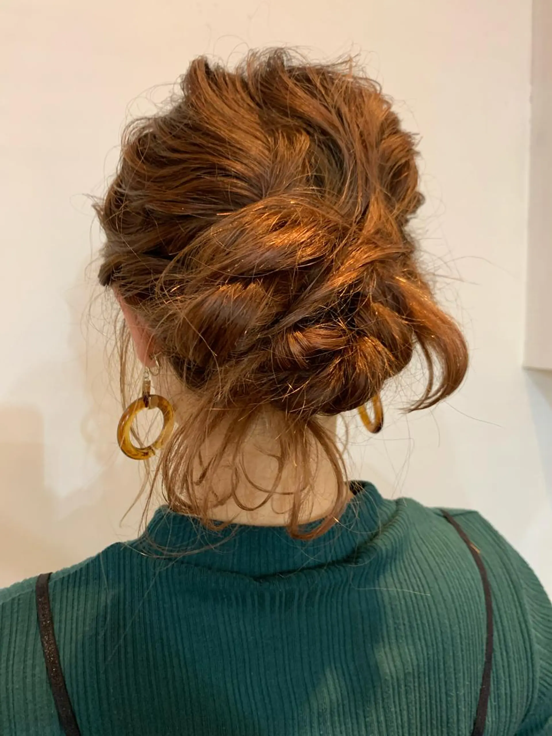 セミロング 佐々木 芽衣のヘアスタイル