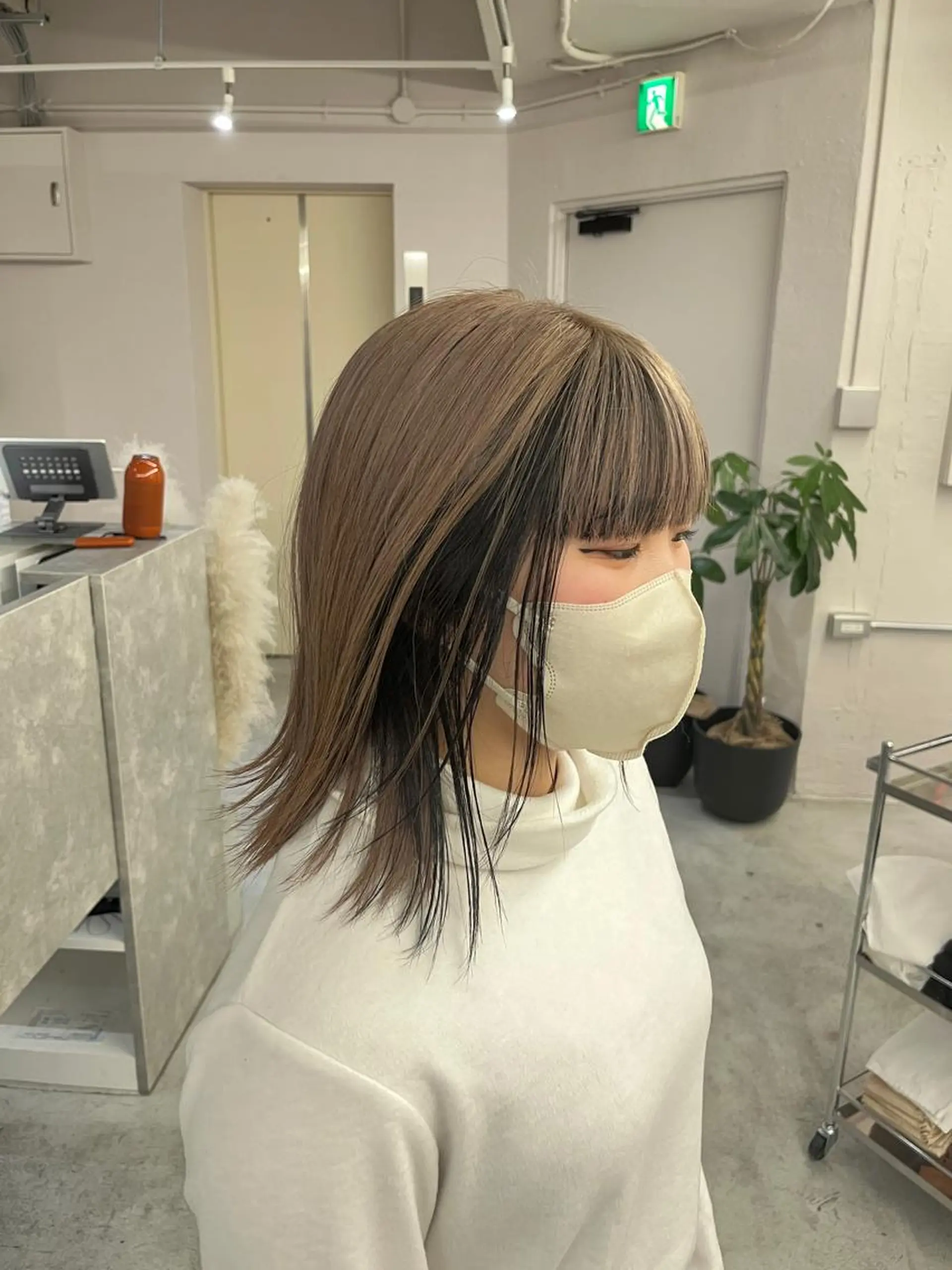 カラー ベージュカラー グレージュ/透け感 カラー/透明感カラーのヘアスタイル