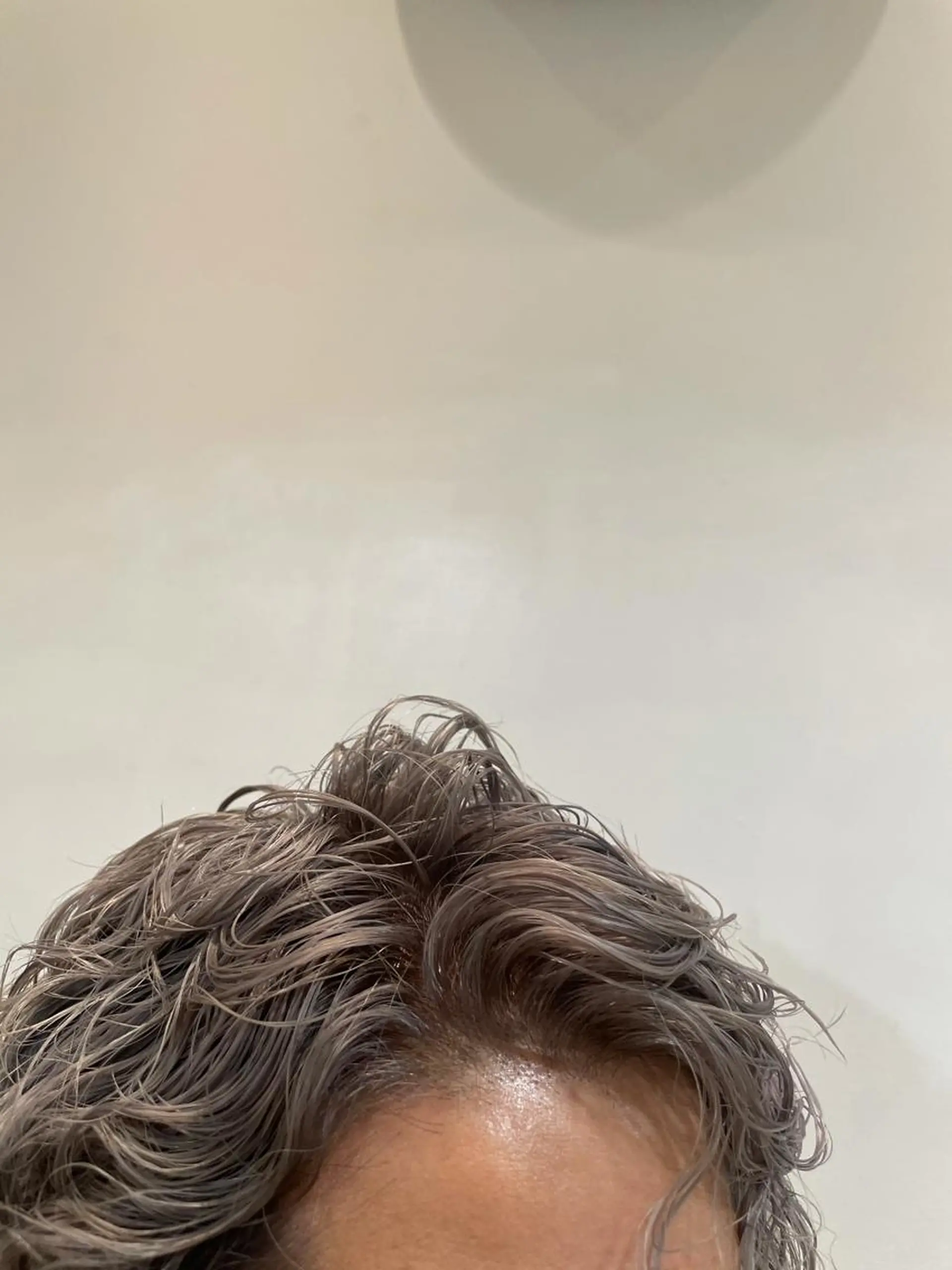 ショート カラー メンズ メンズブリーチ アッシュ ミストバング ブリーチ  フェイスフレーミング ヘアカラー 湯田実津希🤎 ﾐﾙｸﾃｨ専門のヘアスタイル