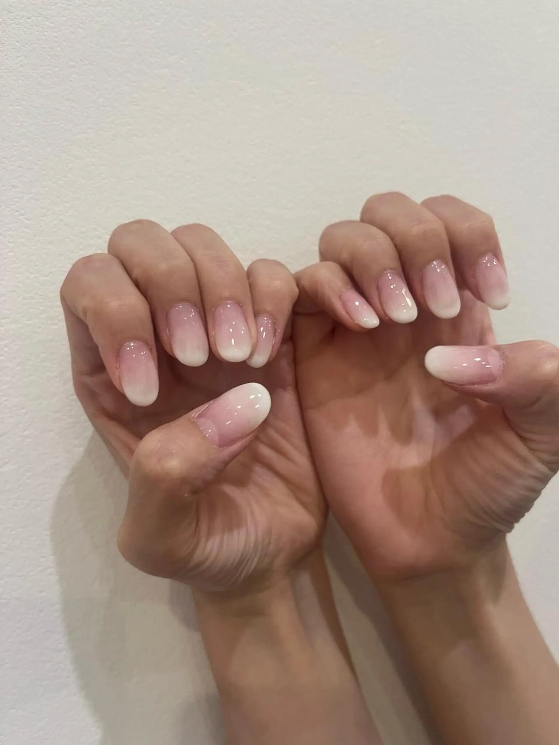 ネイル グラデーション aloalo MIKAのネイルデザイン