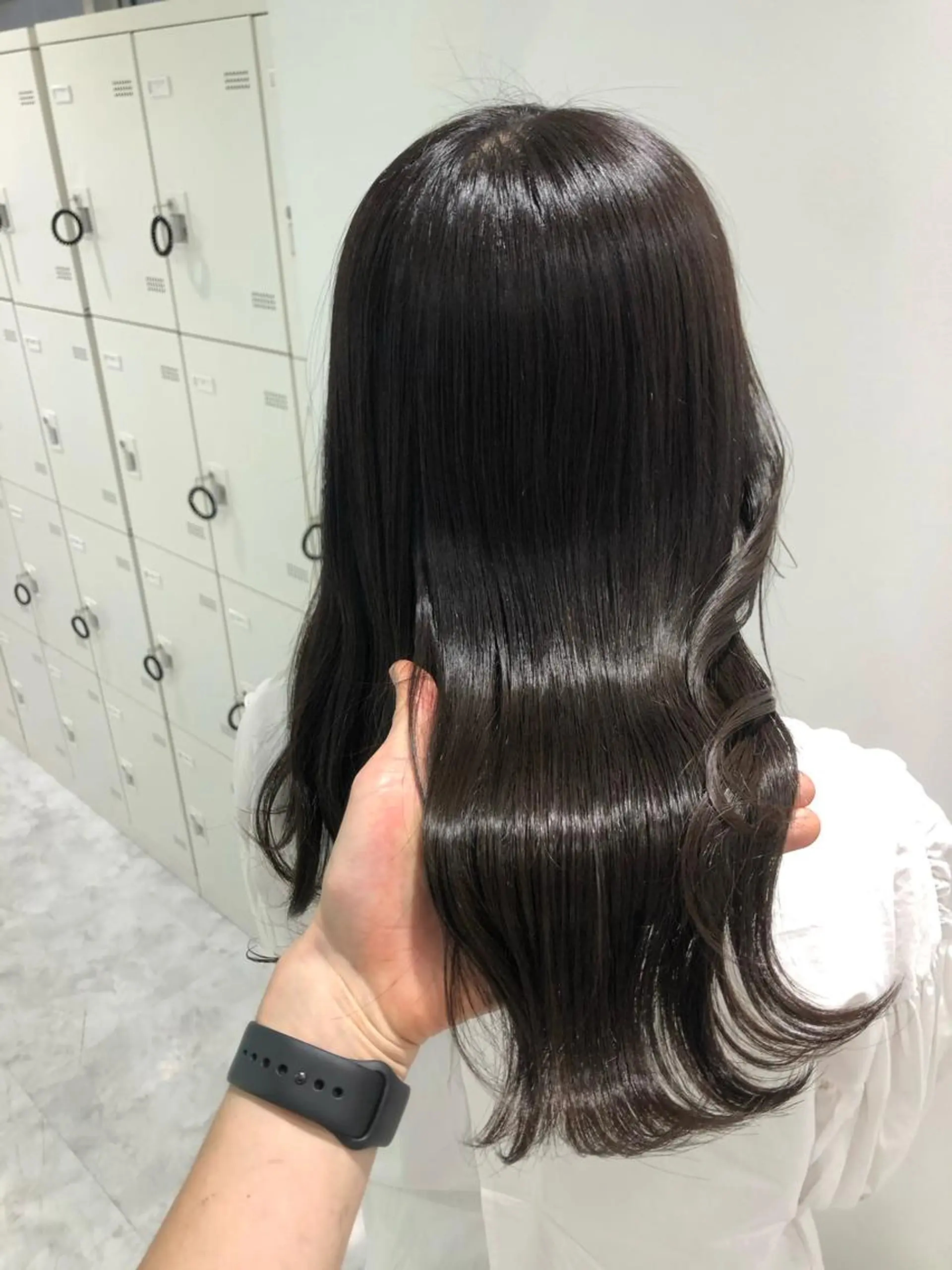 セミロング カラー パーマ ヘアアレンジ ネイル マツエク・マツパ 韓国風ベージュ🤎 赤みなし🌿横浜🤎のヘアスタイル