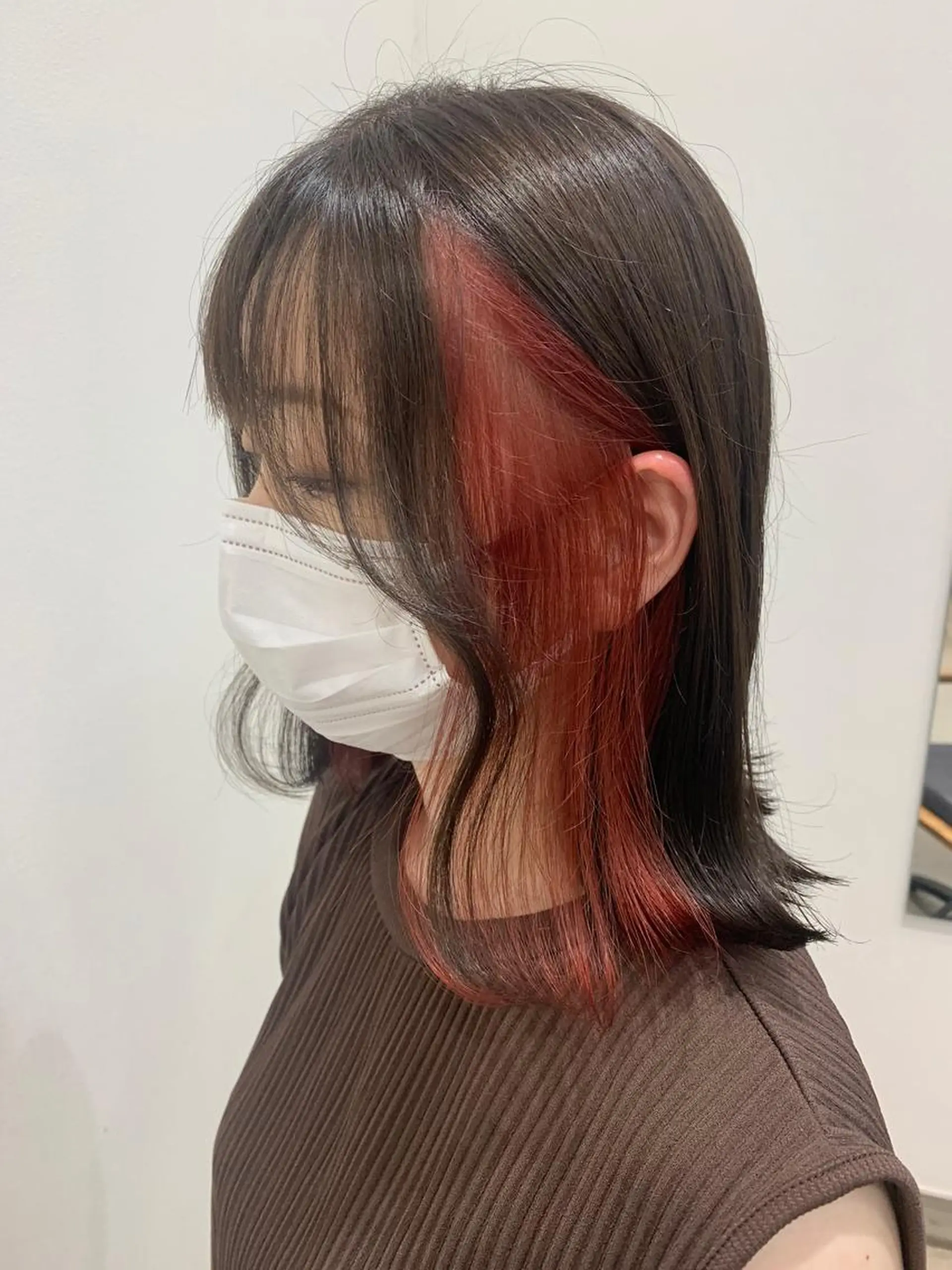 ミディアム ヘアカラー 長山 茉白のヘアスタイル