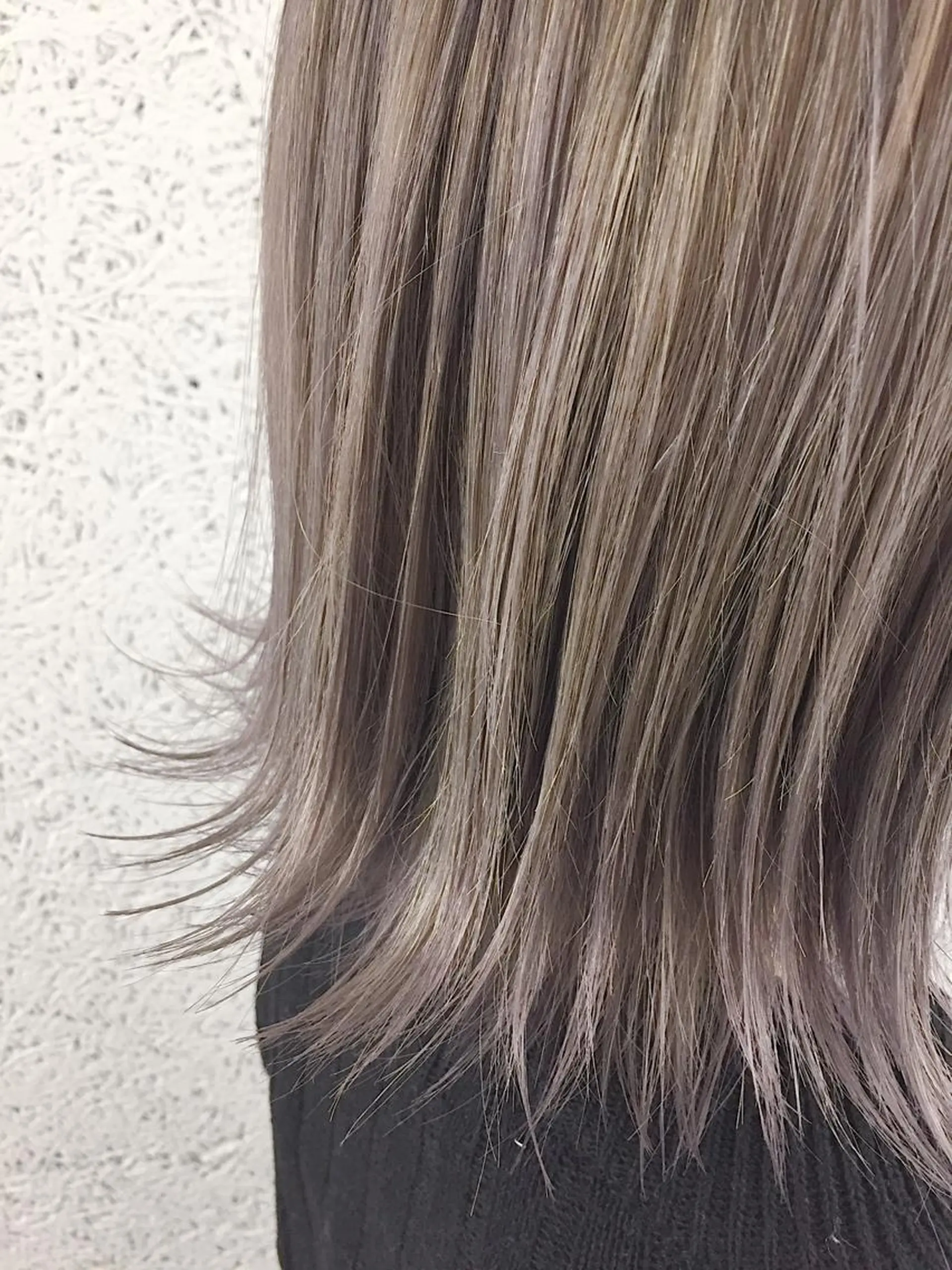 ミディアム カラー ヘアアレンジ アディクシーカラー アッシュ バレイヤージュ ブリーチ ブロンド ヘアカラー トリートメント ヘアセット ✨ハイクオリティ✨ 山本香也のヘアスタイル