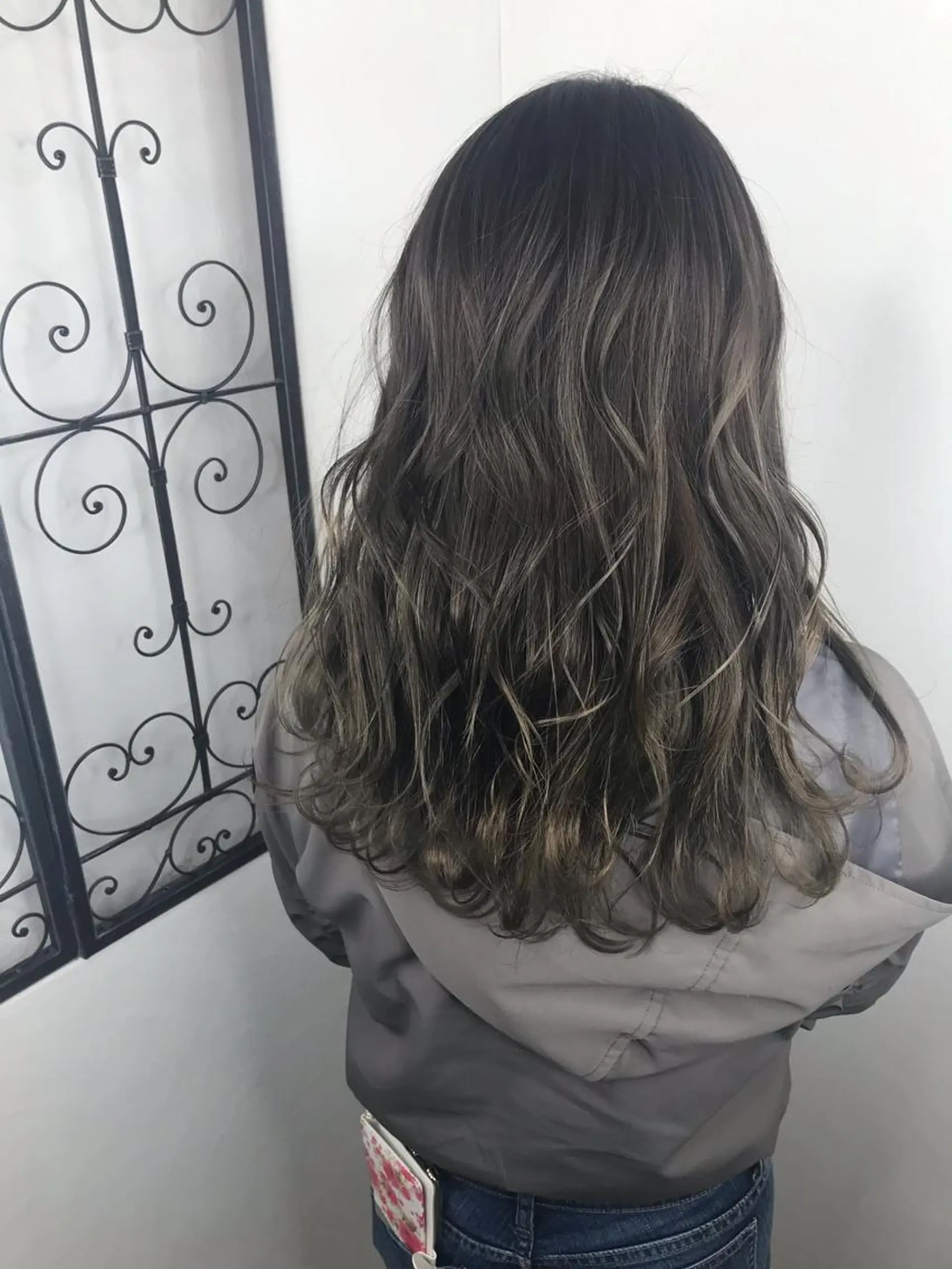 セミロング カラー AVANCE 長尾 尚悟のヘアスタイル