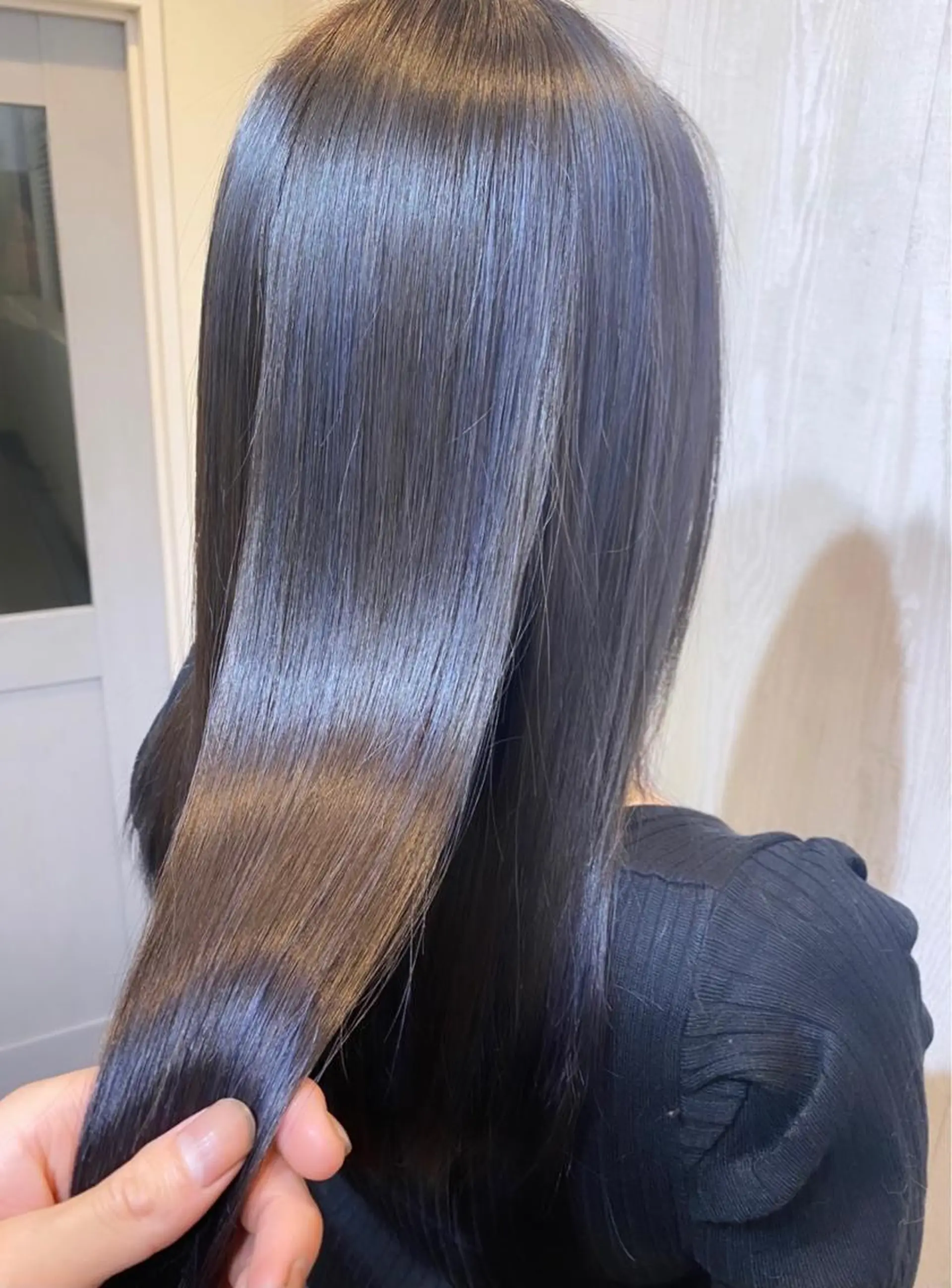 セミロング カラー トリートメント TELA HAIR 副代表　岡田のヘアスタイル