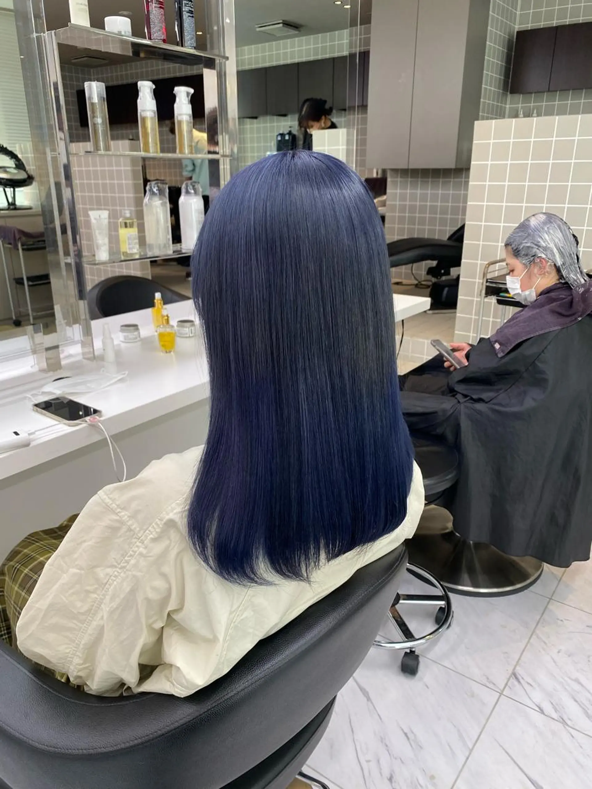 セミロング カラー ヘアアレンジ キッズ ブリーチ ブルーカラー ケアブリーチ TRU Shino🦋のマツエク・マツパデザイン
