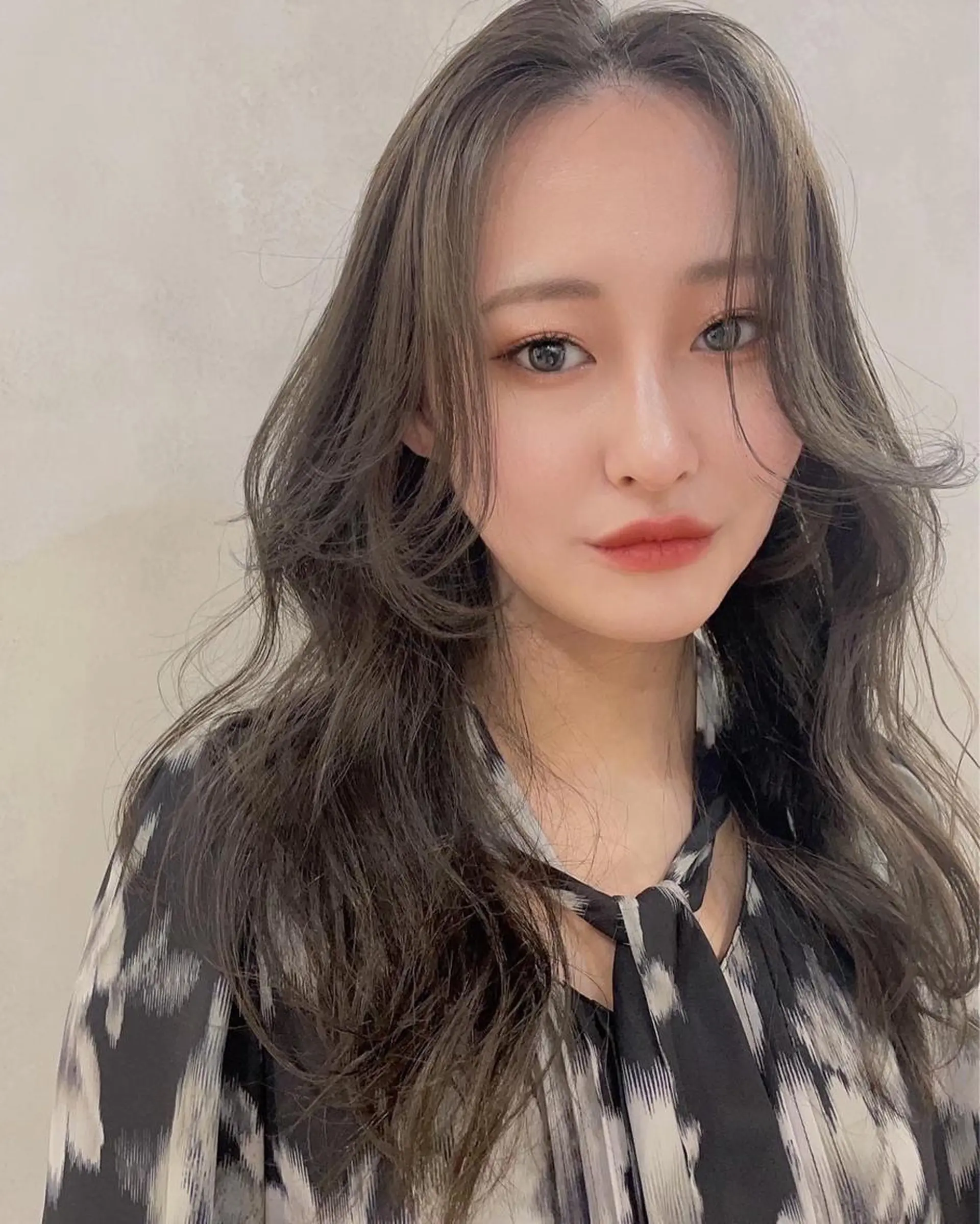 ロング カラー ヘアアレンジ ヘアカラー トリートメント kato himariのヘアスタイル