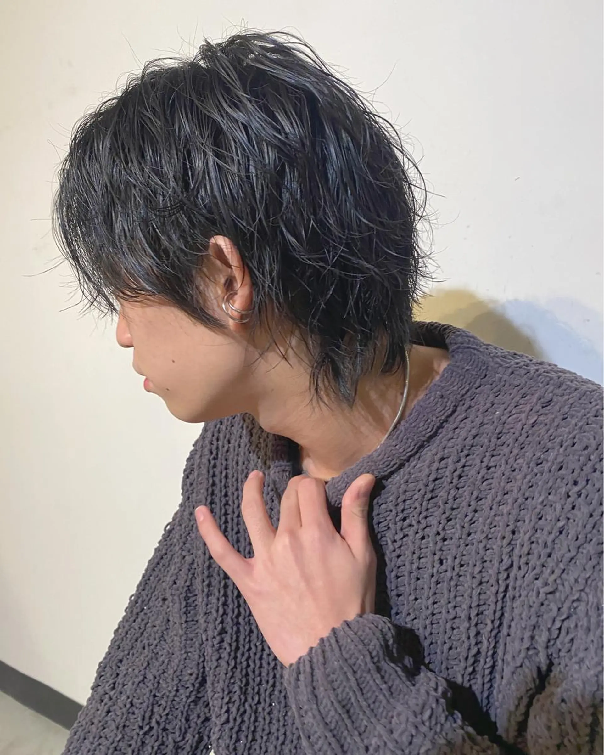 ミディアム パーマ メンズ ミディアムパーマ メンズブリーチ コンマヘア フェードカット メンズハイライト カット パーマ トリートメント 🔹YUTA🔹 メンズパーマのヘアスタイル