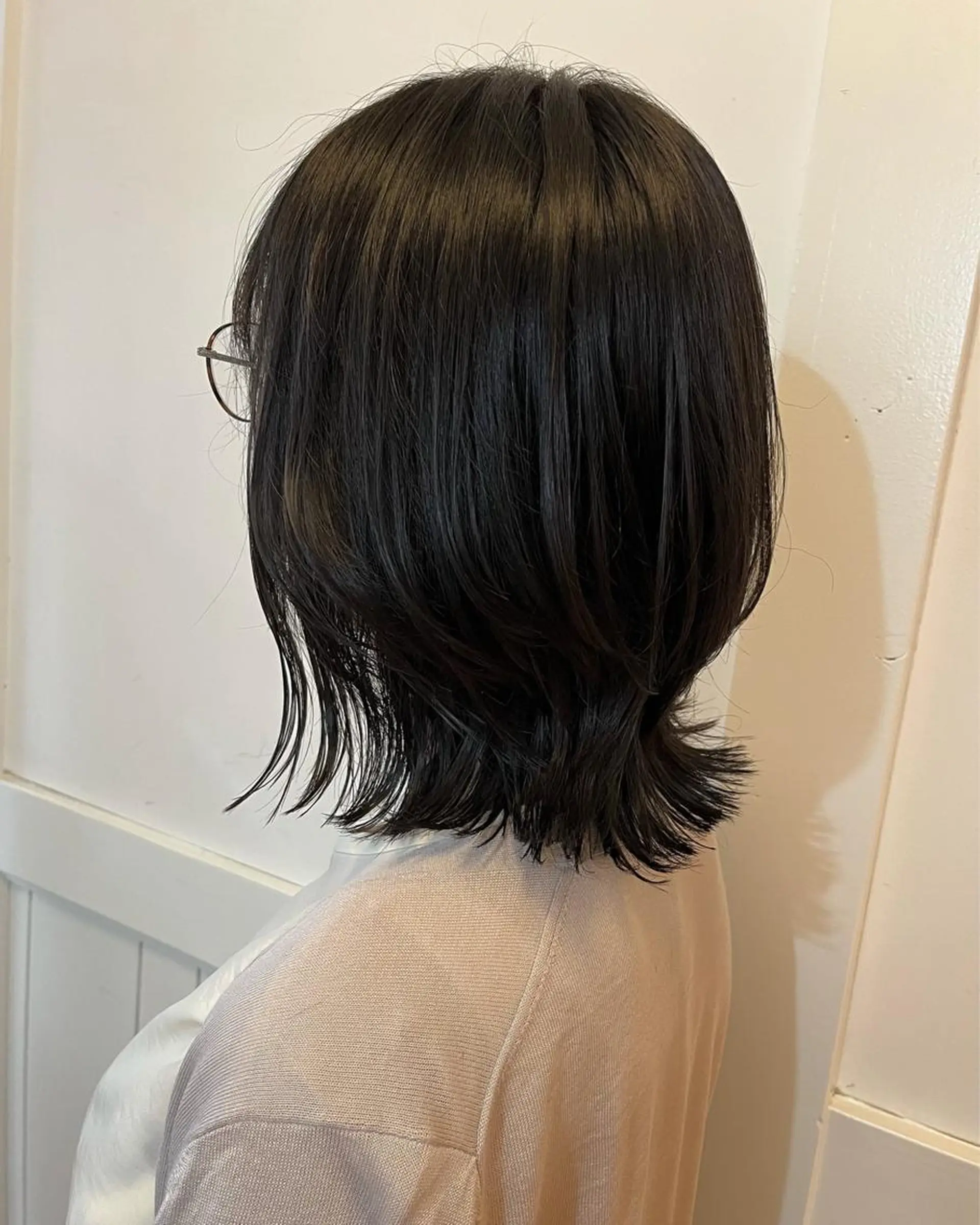 ミディアム くびれヘア レイヤーカット 狩野 くるみのヘアスタイル