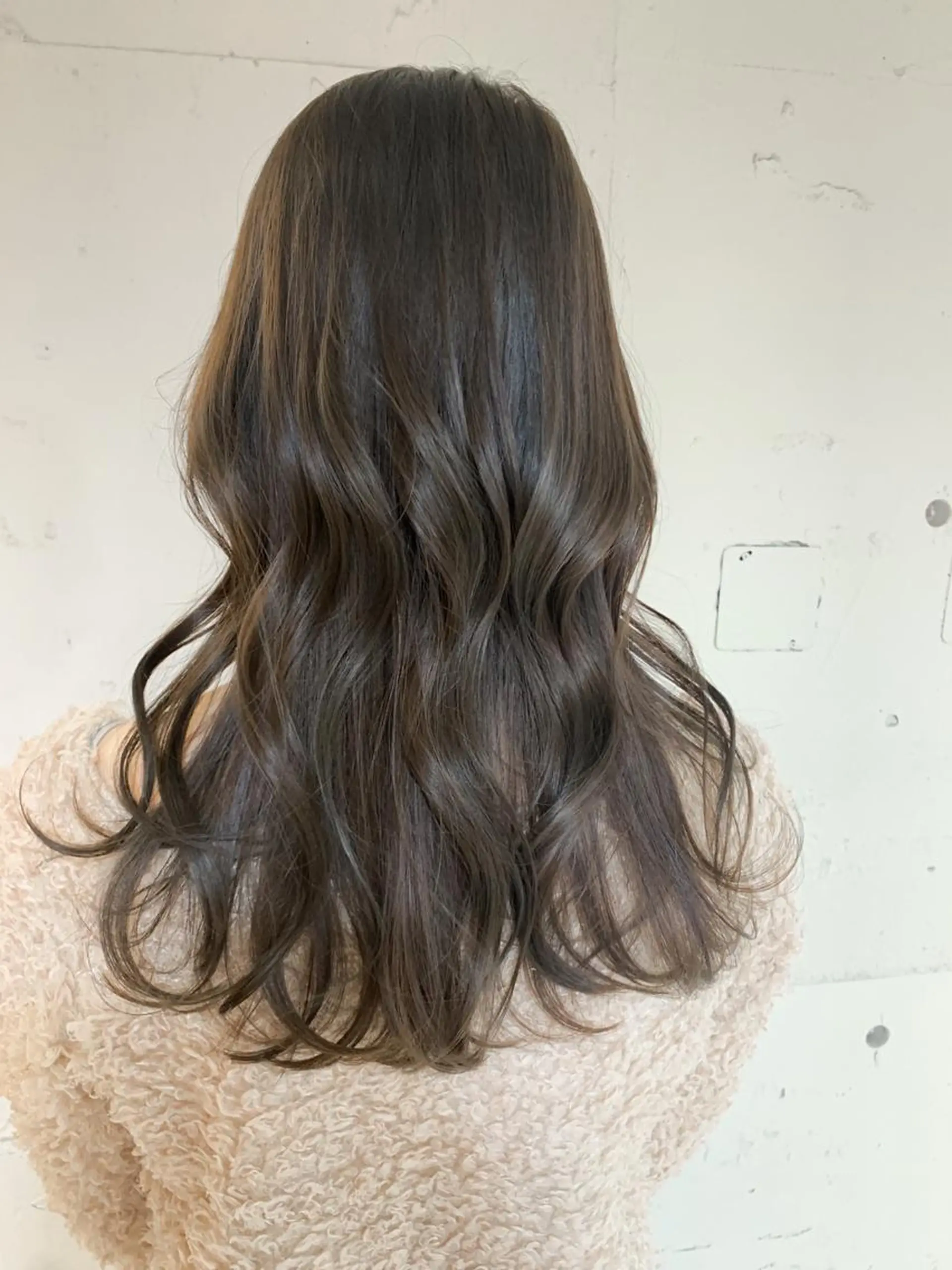 セミロング カラー ヘアアレンジ ヘアカラー トリートメント yuka .のヘアスタイル