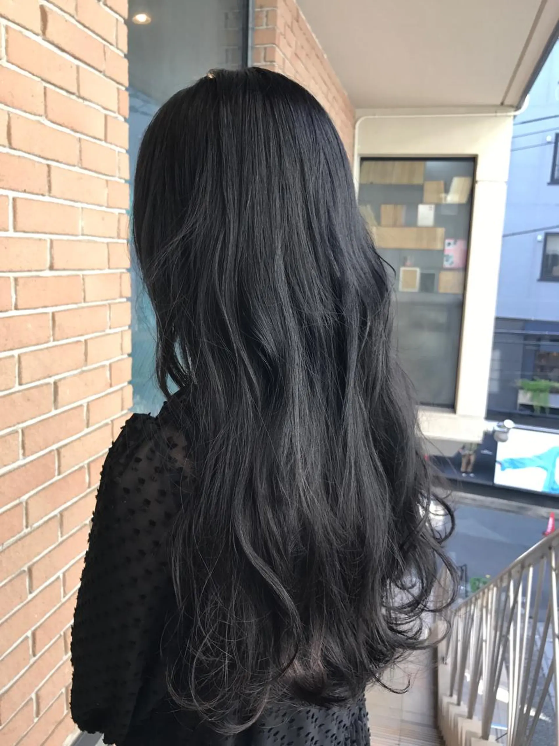 ロング カラー パーマ ヘアアレンジ メンズ キッズ ネイル マツエク・マツパ ブルーカラー ブルーグレー ブルー サロンドミルク 原宿のヘアスタイル