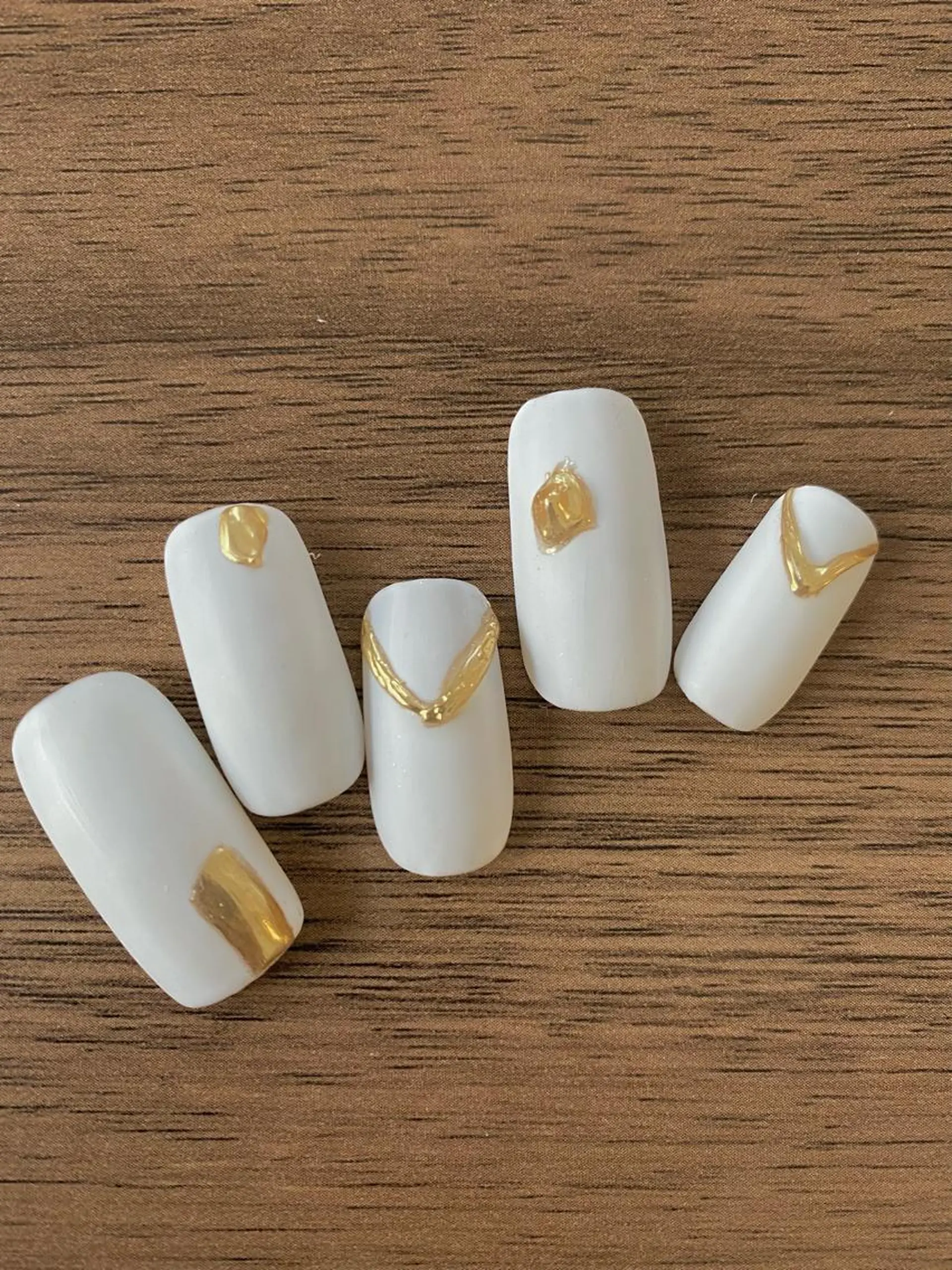 ネイル マットネイル ミラーネイル Nail Salon louéのネイルデザイン