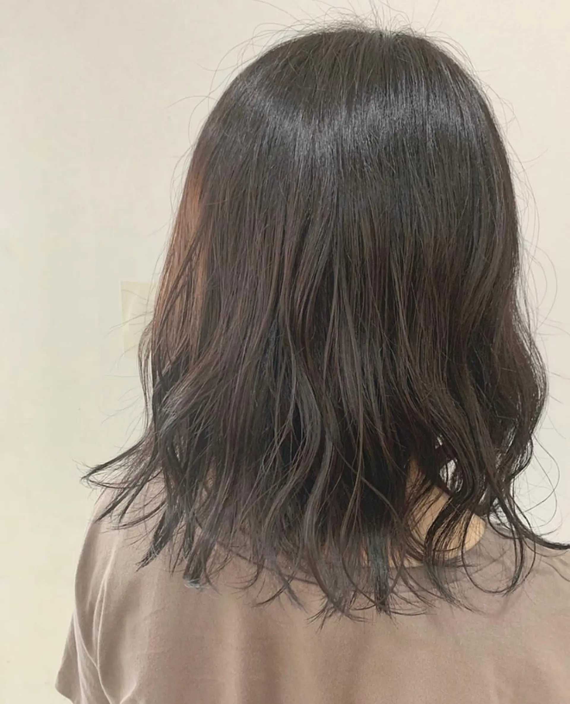 ミディアム カラー ヘアアレンジ 脱白髪染め美容師 竹内涼乃のヘアスタイル