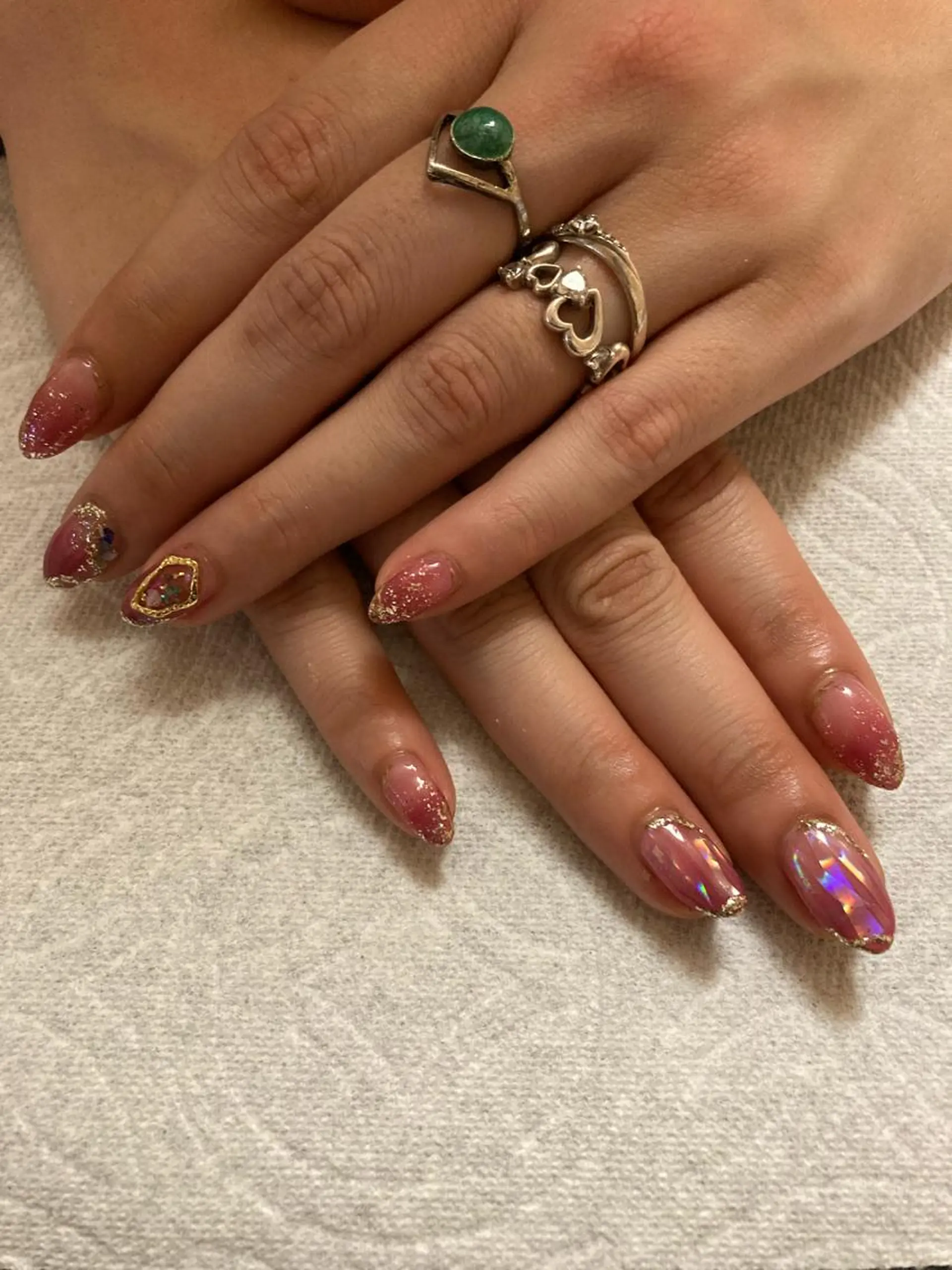 ネイル ECLAT エクラ所属・寺山 千鶴のネイルデザイン