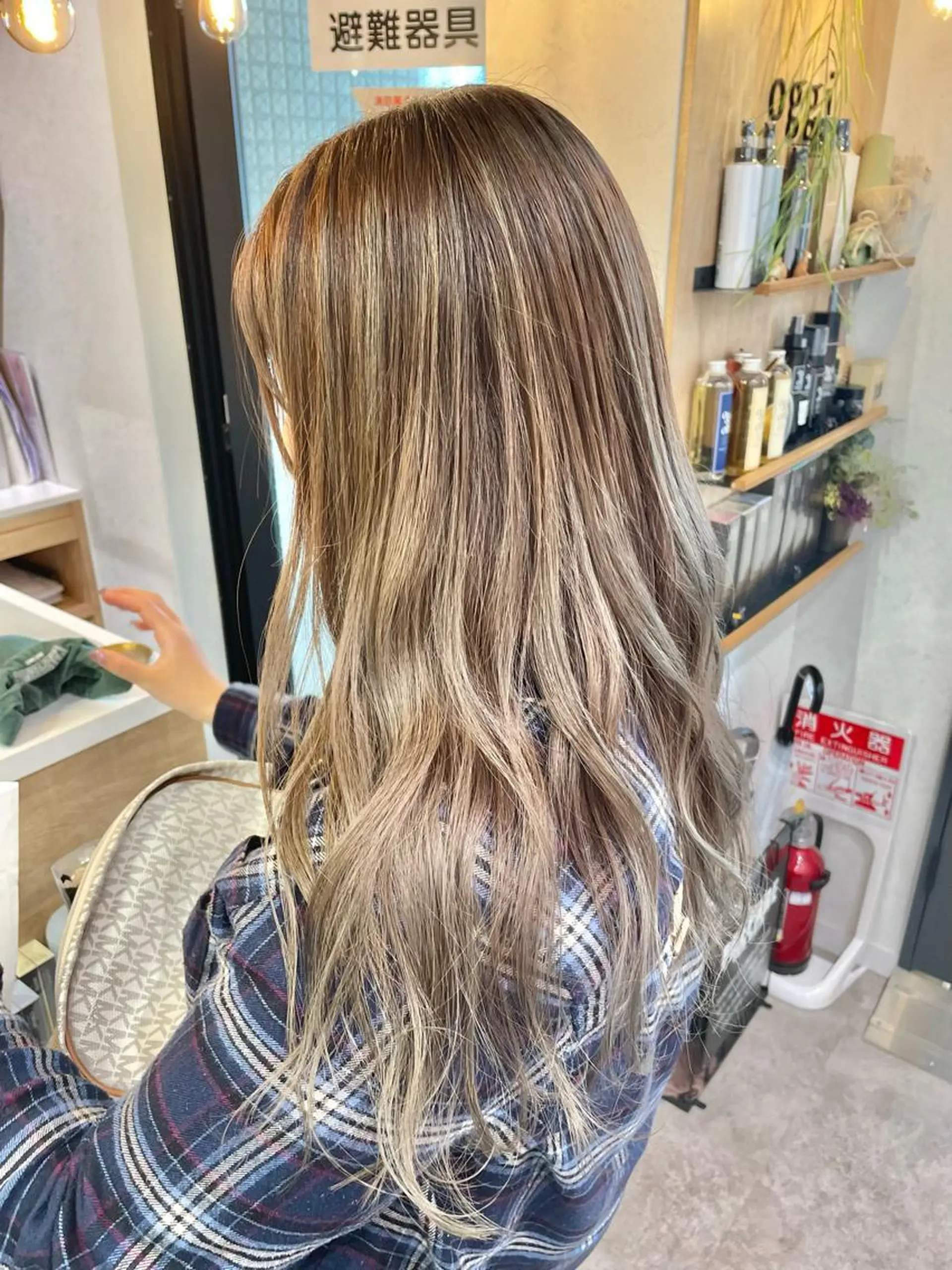 ロング カラー ヘアカラー トリートメント レイン🌏🌱 似合わせ/ハイトーンのヘアスタイル