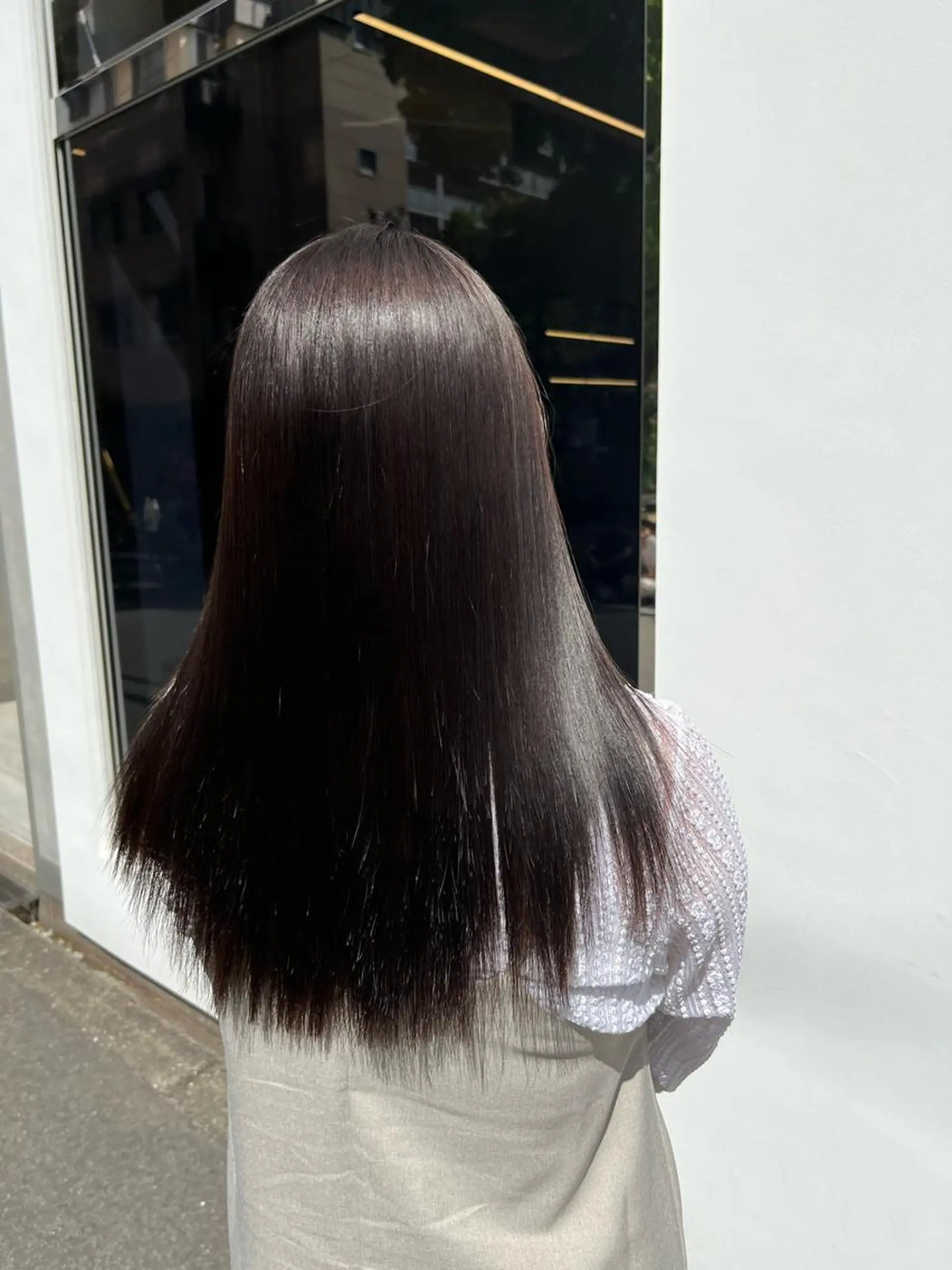 セミロング カット ヘアカラー トリートメント よしのり genieeのヘアスタイル