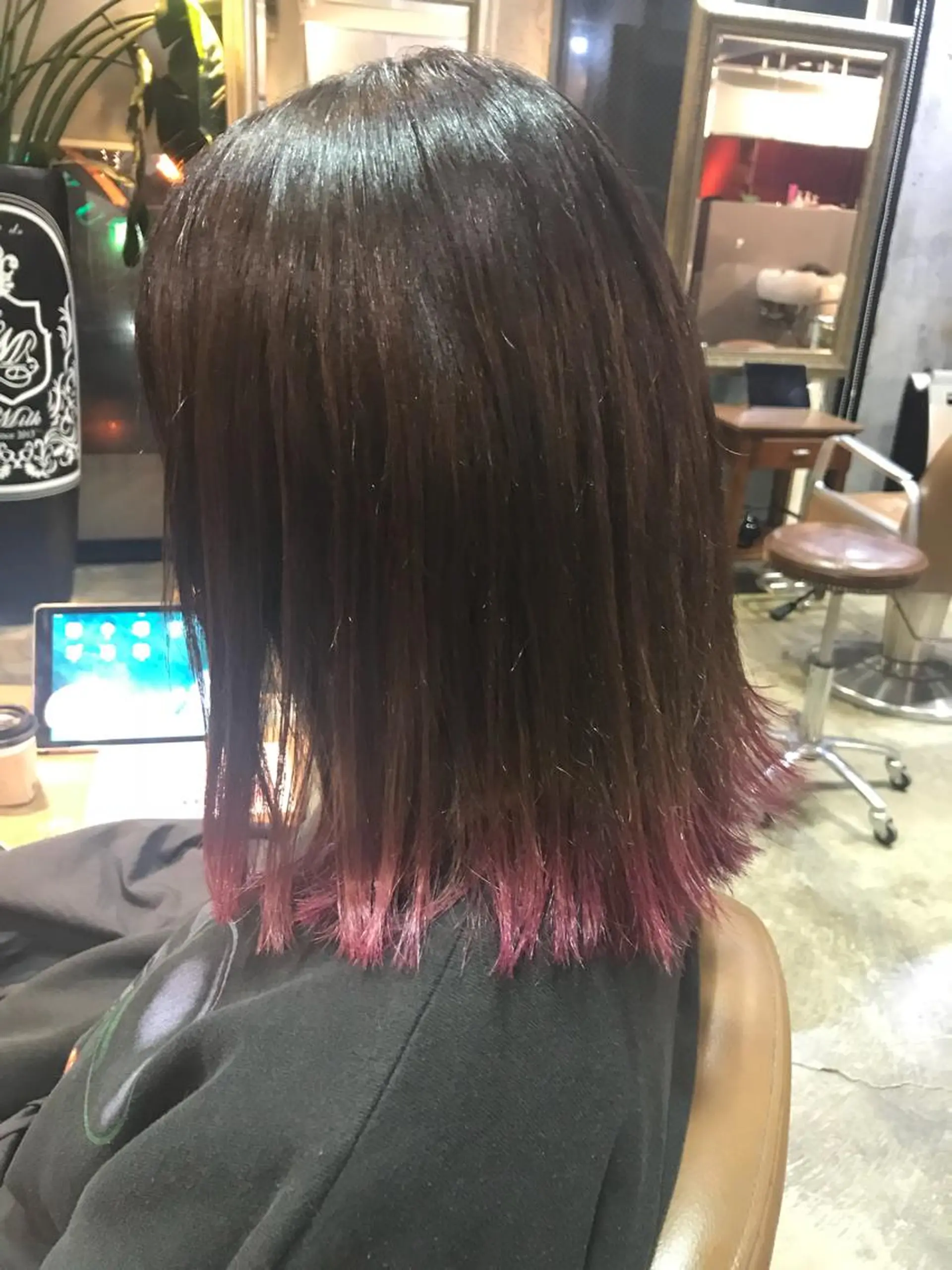 ミディアム カラー パーマ ヘアアレンジ メンズ キッズ ネイル マツエク・マツパ ピンクカラー カラーマツエク ピンク サロンドミルク 原宿のヘアスタイル