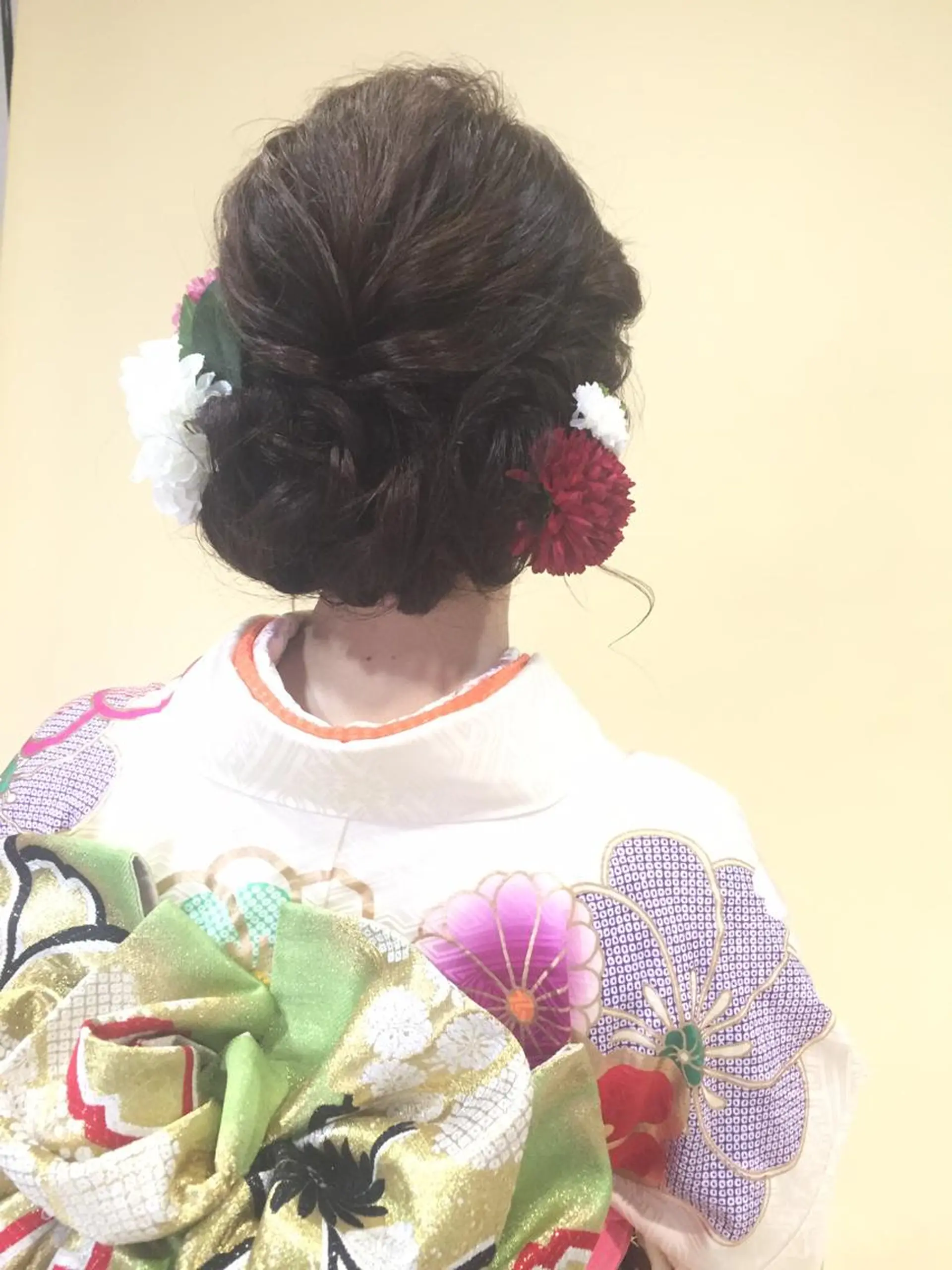 ミディアム 石丸 洋子のヘアスタイル