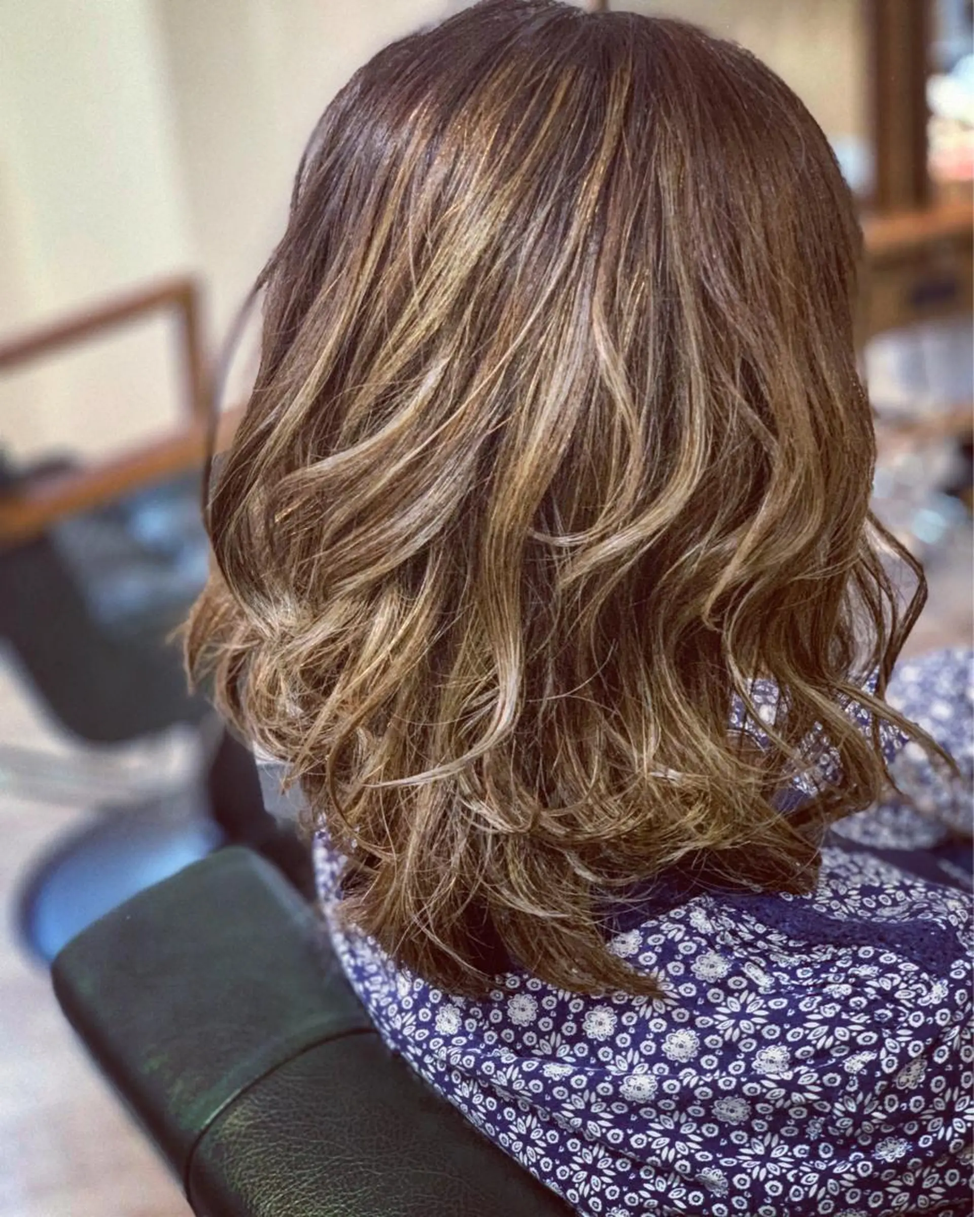 ミディアム カラー カット ヘアカラー 碓井 美雪のヘアスタイル