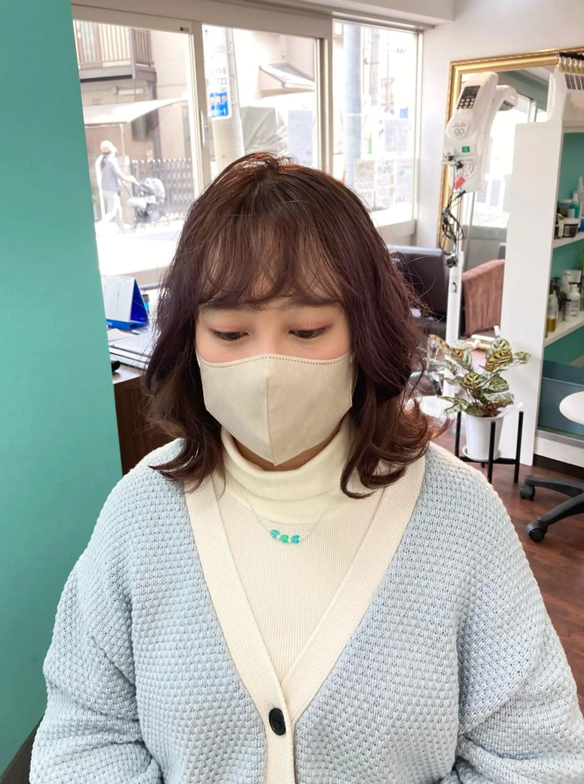 ミディアム 田牧 みゆきのヘアスタイル