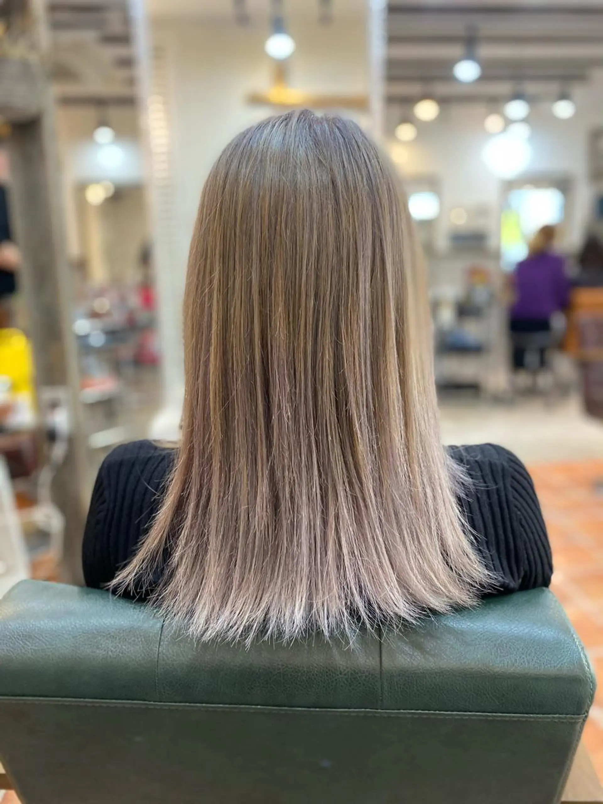 セミロング カラー ハイブリッド美容師！ 藤井 俊壮のヘアスタイル