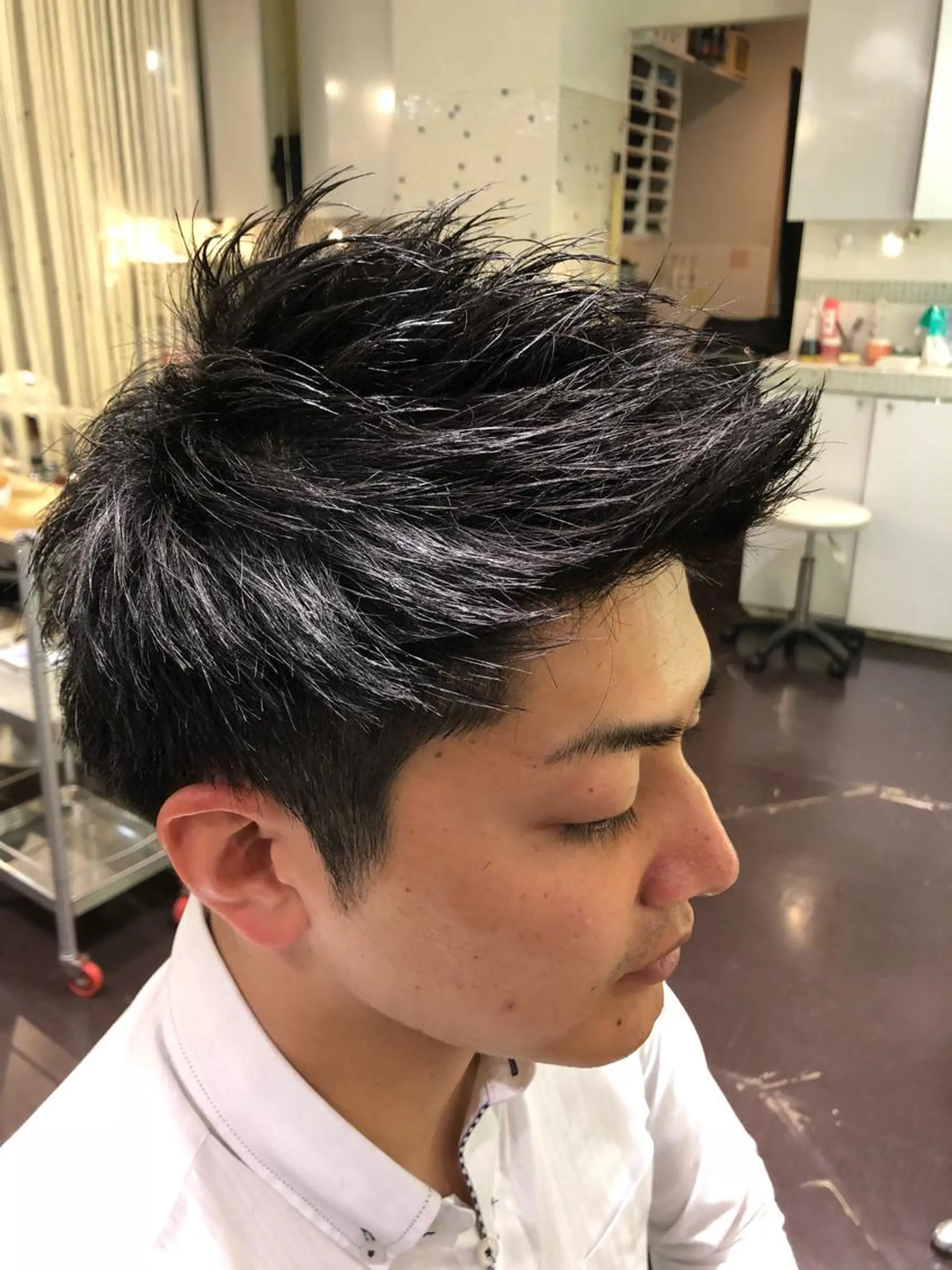ショート メンズ モヒカン 西山 恵太郎のヘアスタイル