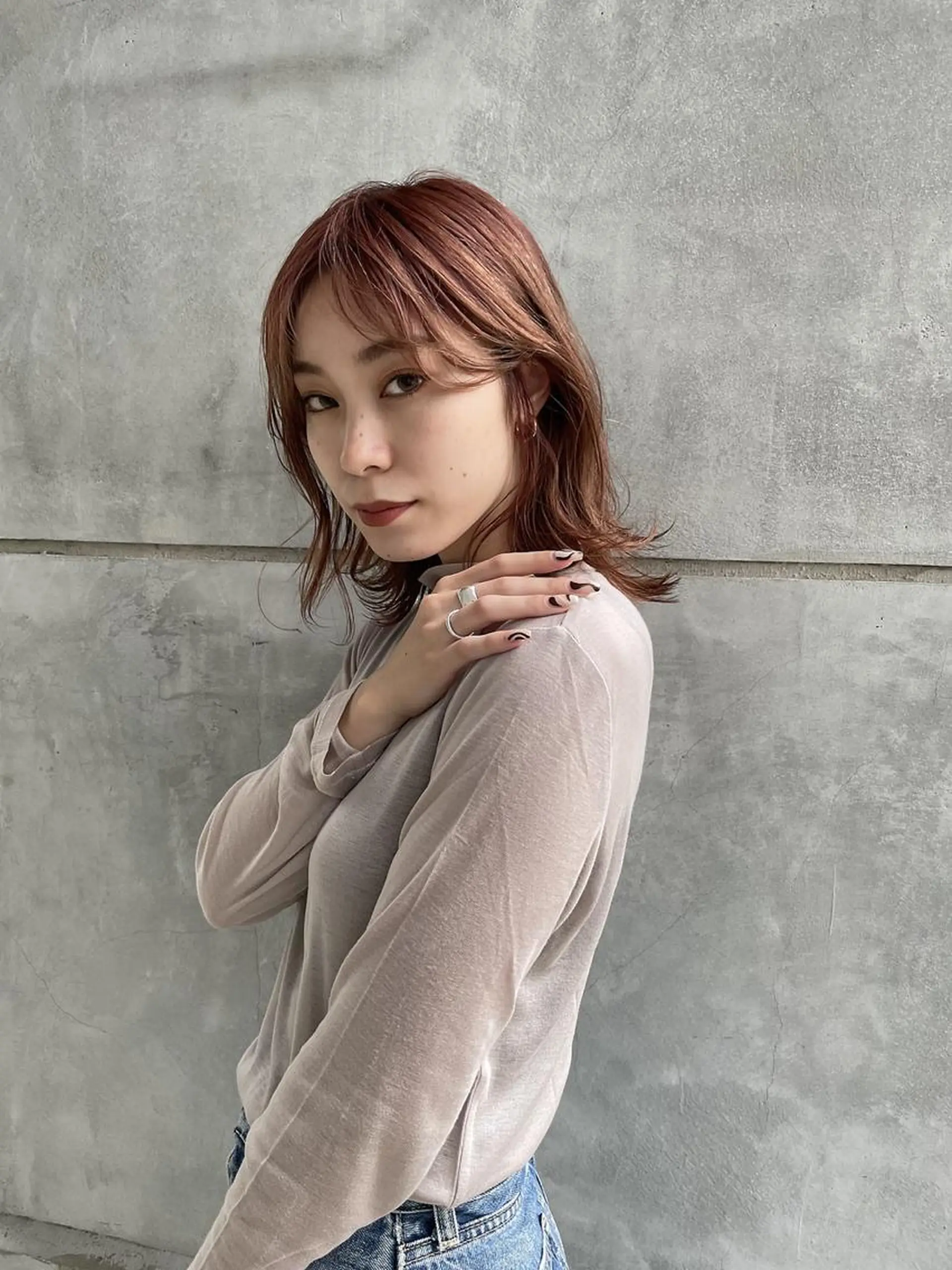 ミディアム カラー カット ヘアカラー トリートメント 一ノ瀬 暁のヘアスタイル