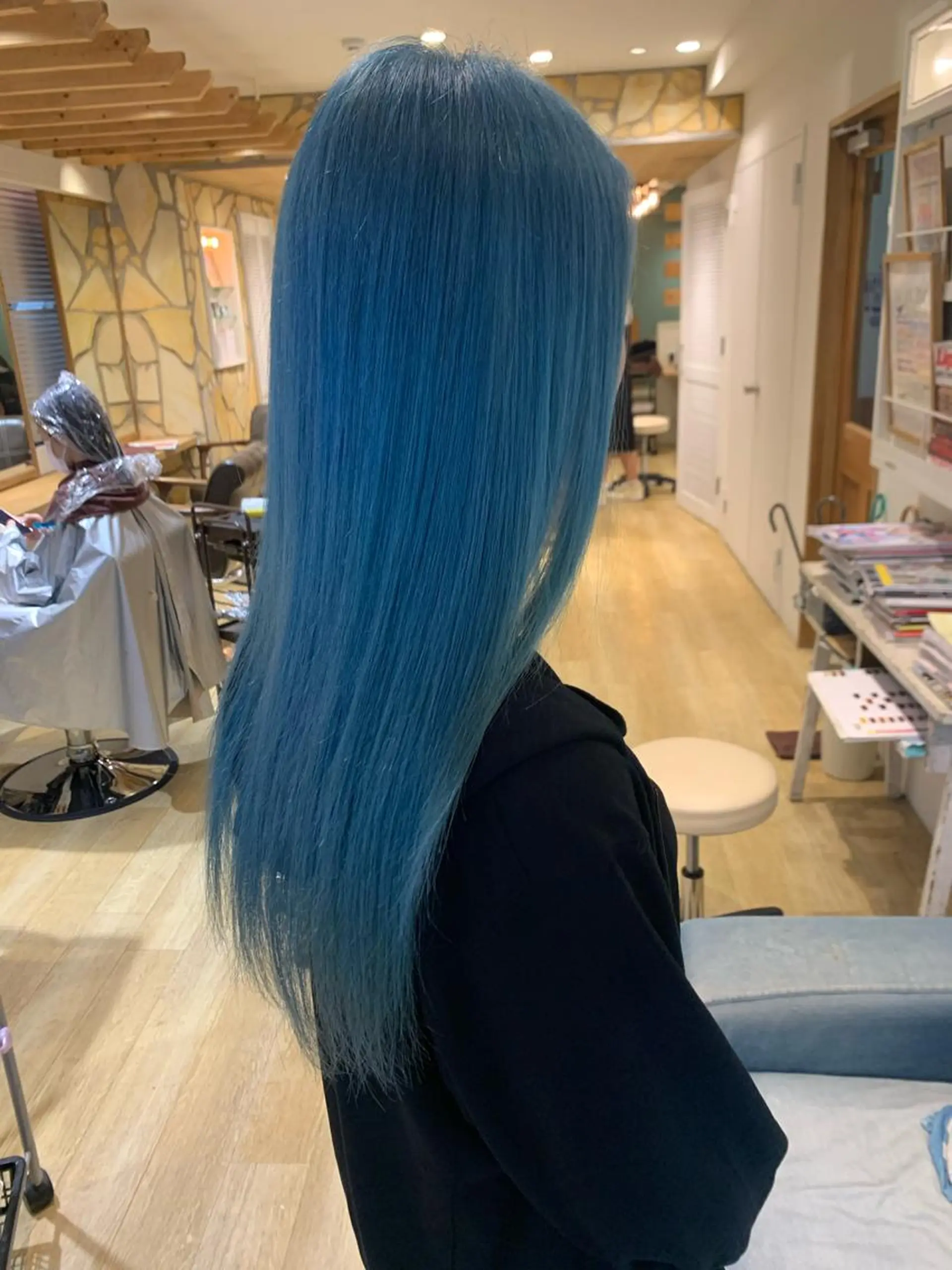 ロング ヘアカラー トリートメント 渋谷ハイトーン/ デザインカラー阿部のヘアスタイル