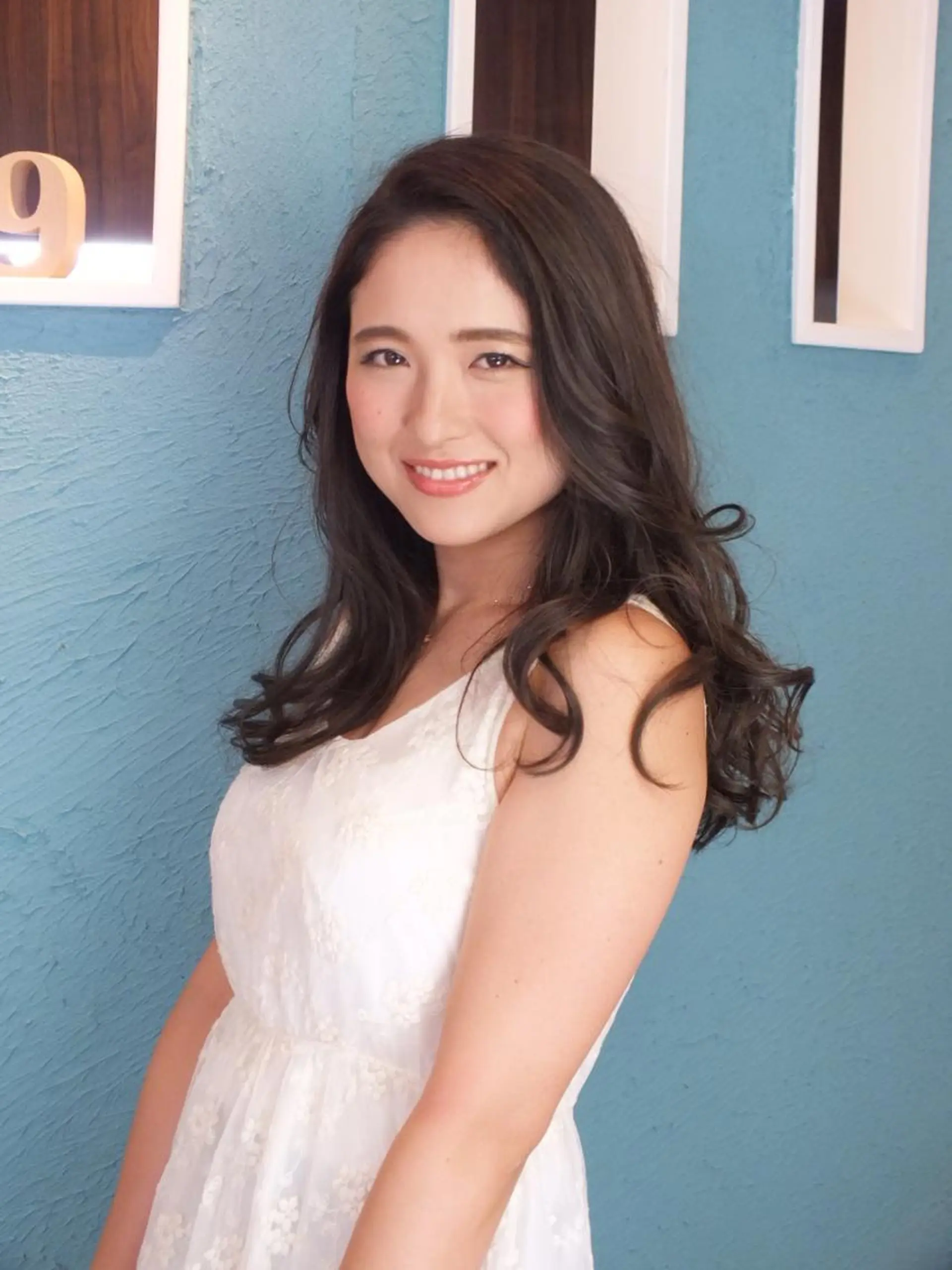 ミディアム カラー パーマ ヘアアレンジ メンズ キッズ ネイル マツエク・マツパ カット ヘアカラー トリートメント THREE NINE 【スリーナイン】のヘアスタイル