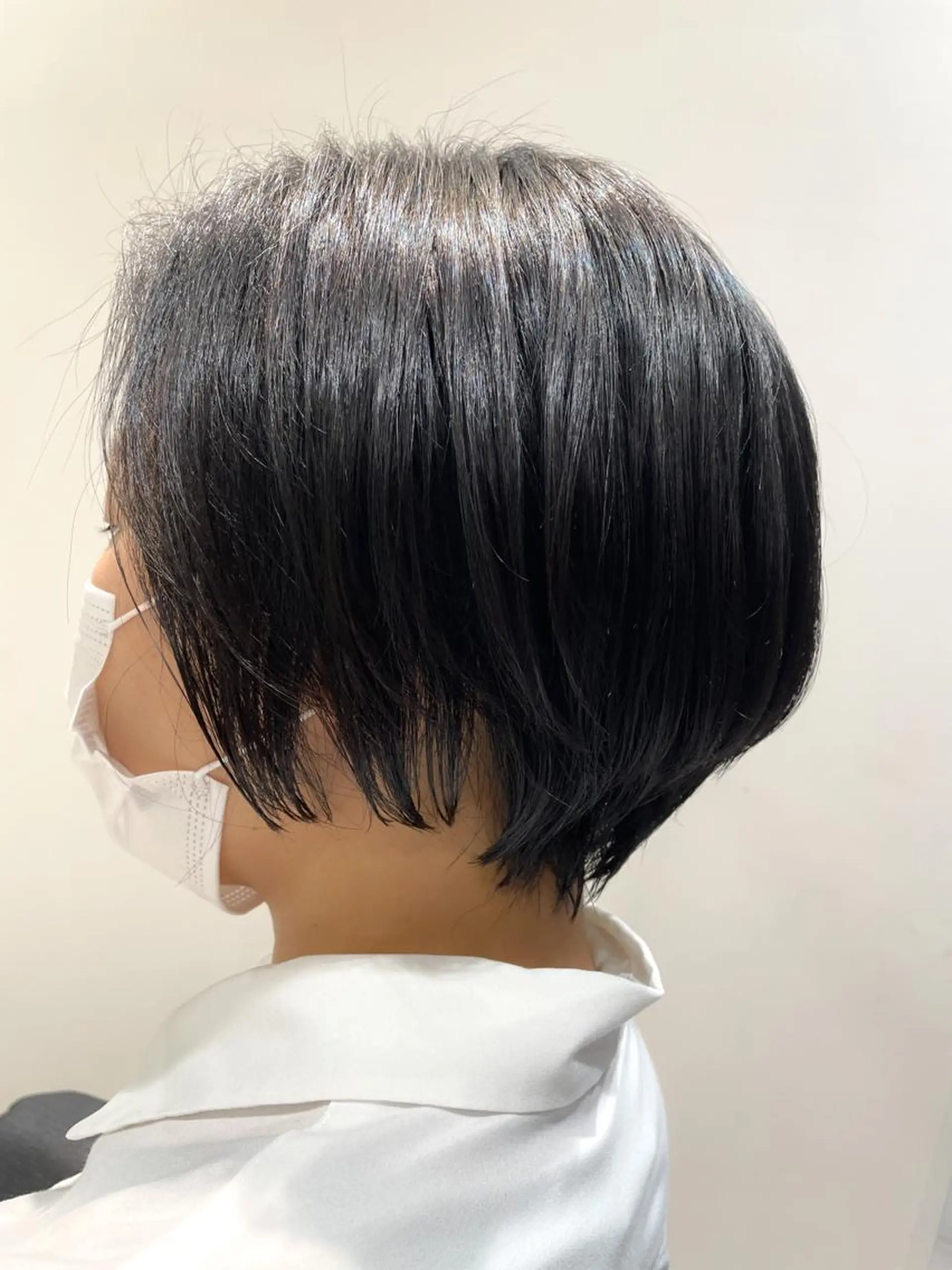 ショート 丸みショート ショートヘア コトネ🫧 韓国風レイヤーカットのヘアスタイル