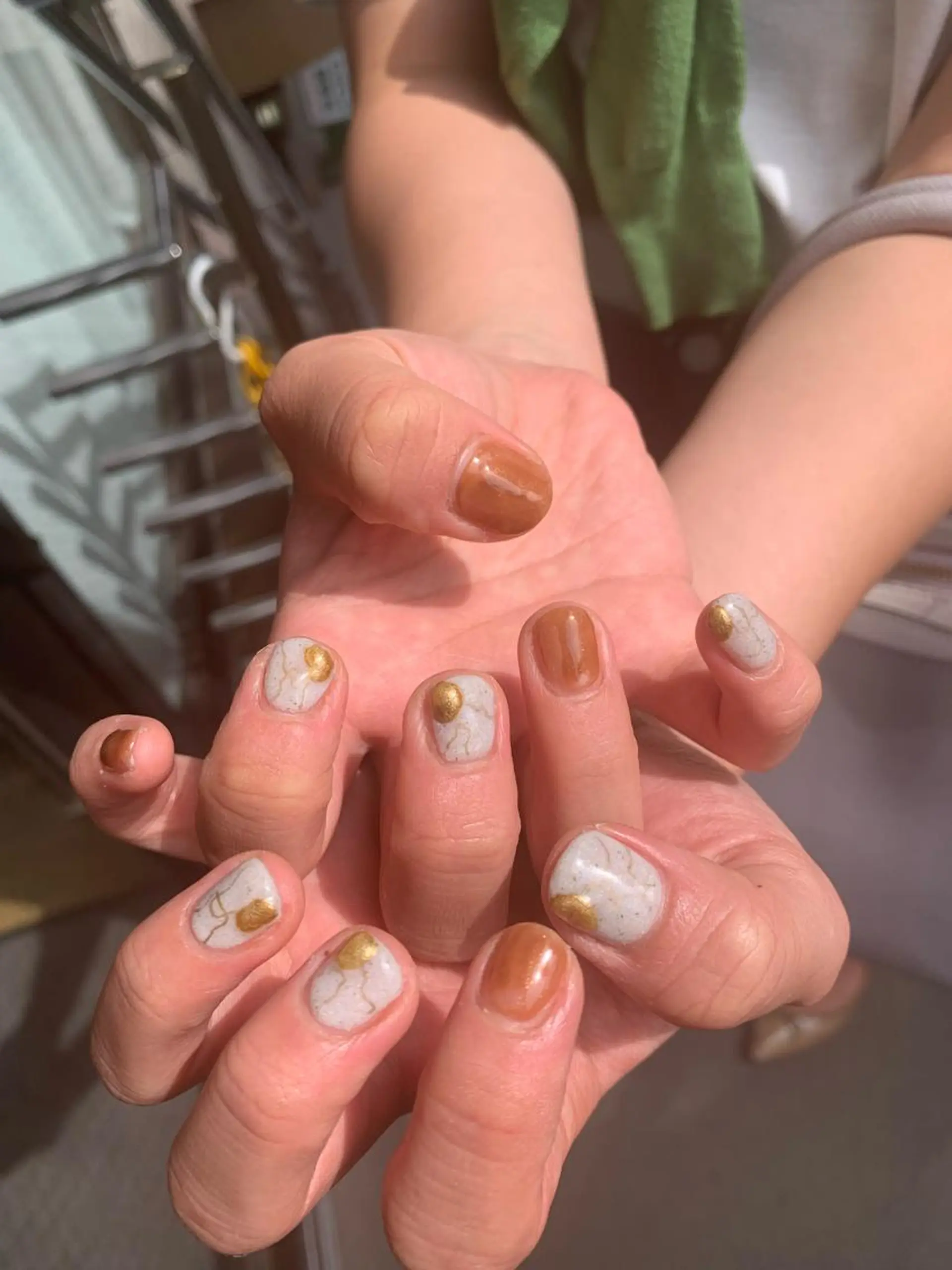 ネイル ニュアンスネイル マキノ ユイのネイルデザイン