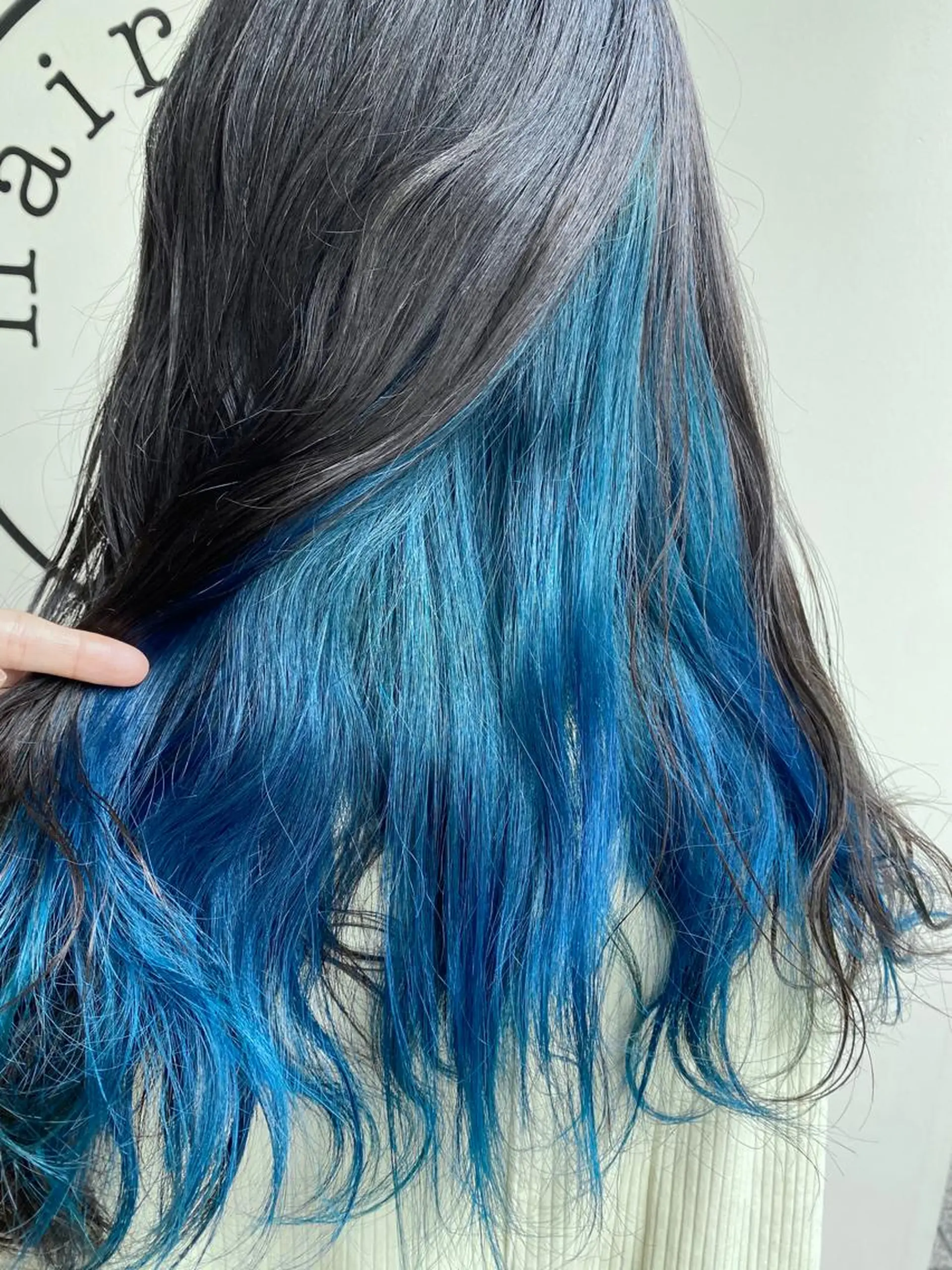 ロング カラー ブルーカラー ヘアカラー 川越 輝梨奈のヘアスタイル