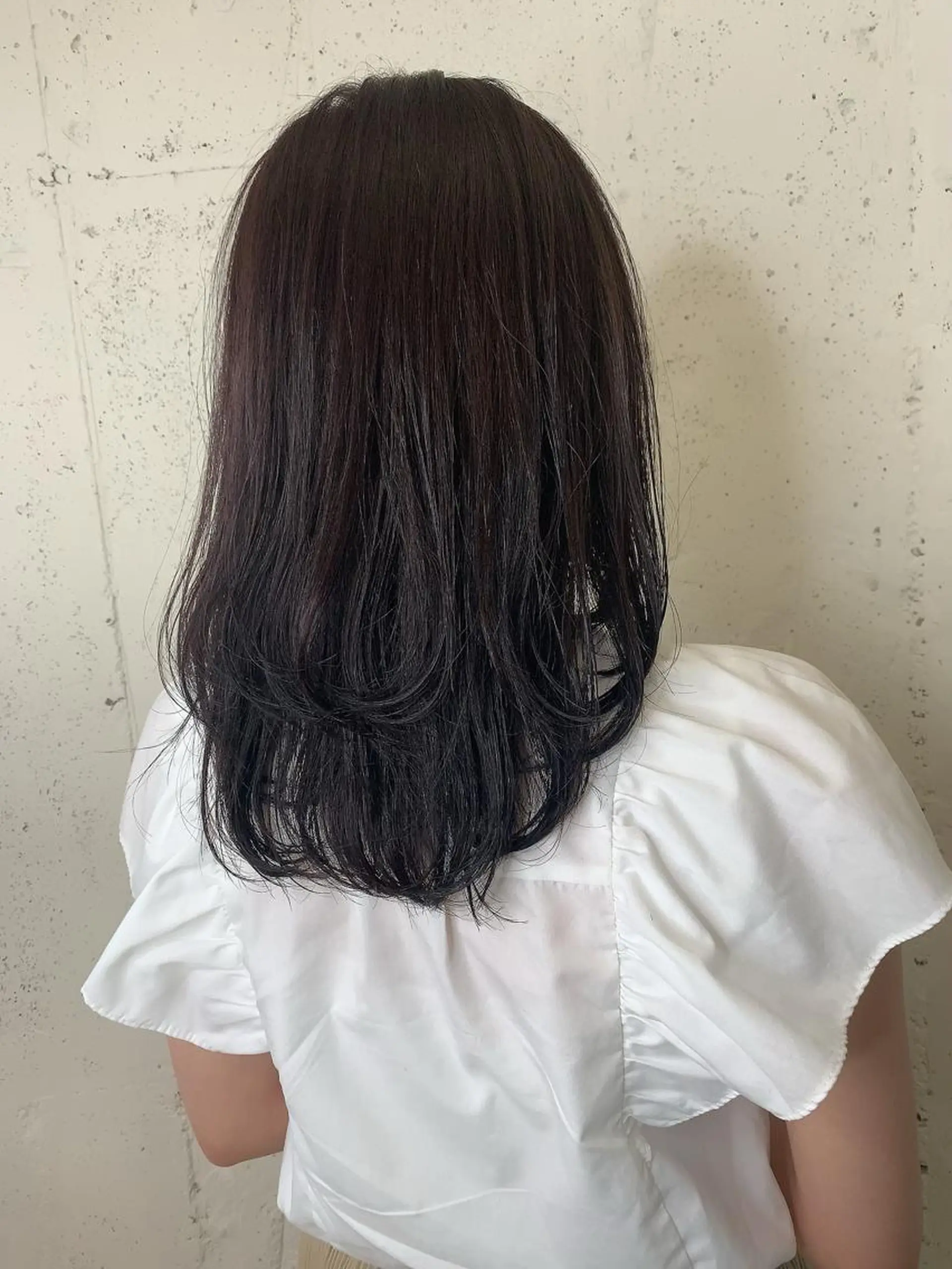 ミディアム カラー 透明感ハイトーン🦄 キラ🌈のヘアスタイル