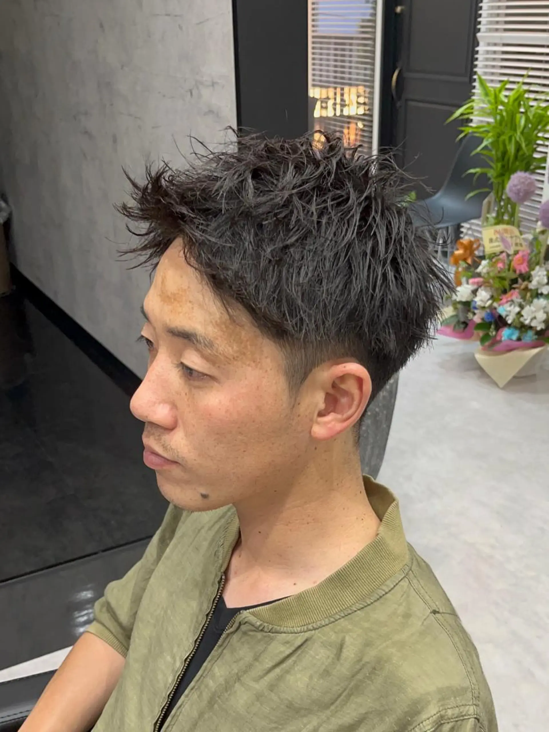 ショート メンズ モヒカン カット トリートメント 【店長】メンズ職人 短髪　ハイトーン🔥のヘアスタイル