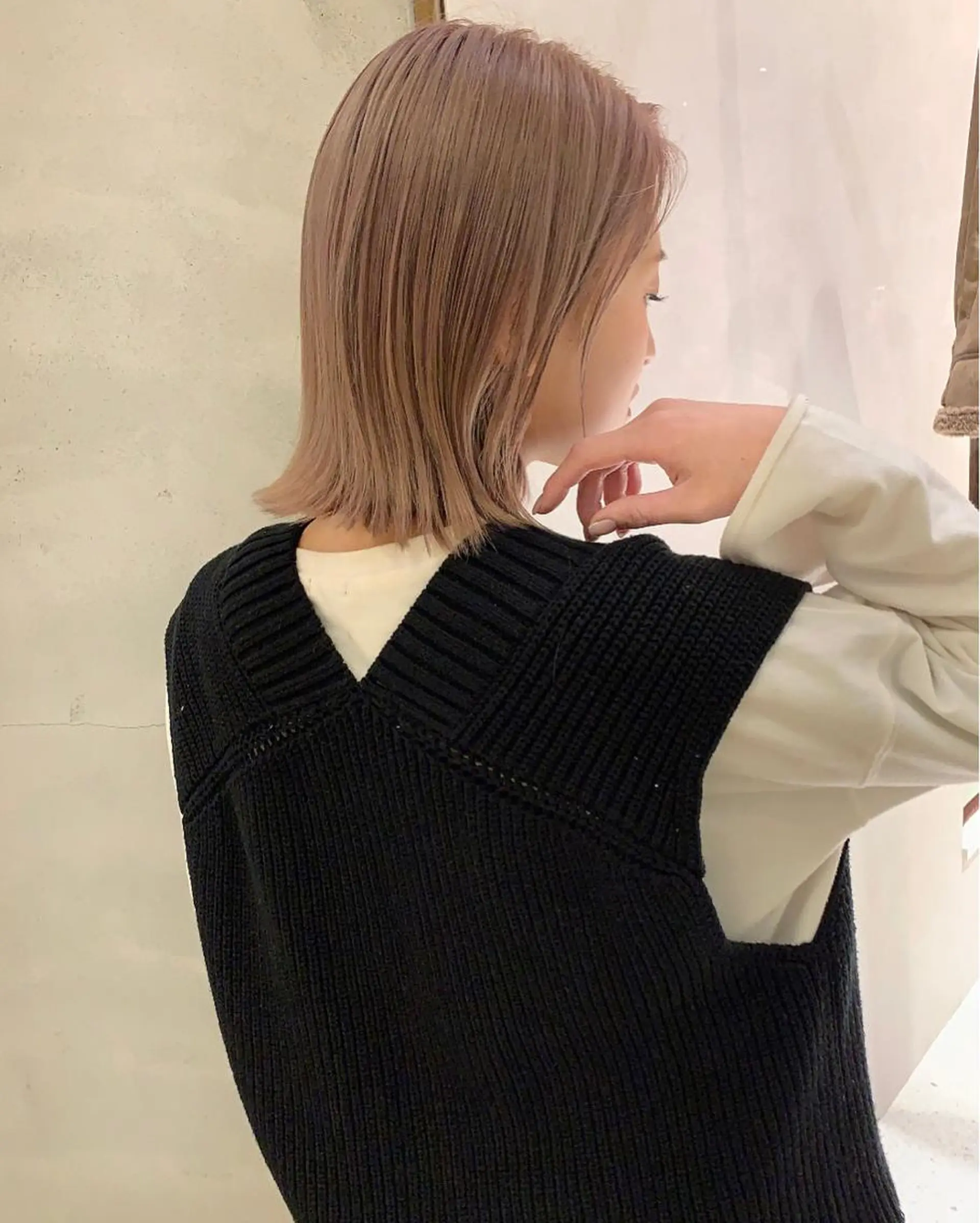 ショート ボブ 外ハネヘア GIEN 末吉 海斗のヘアスタイル