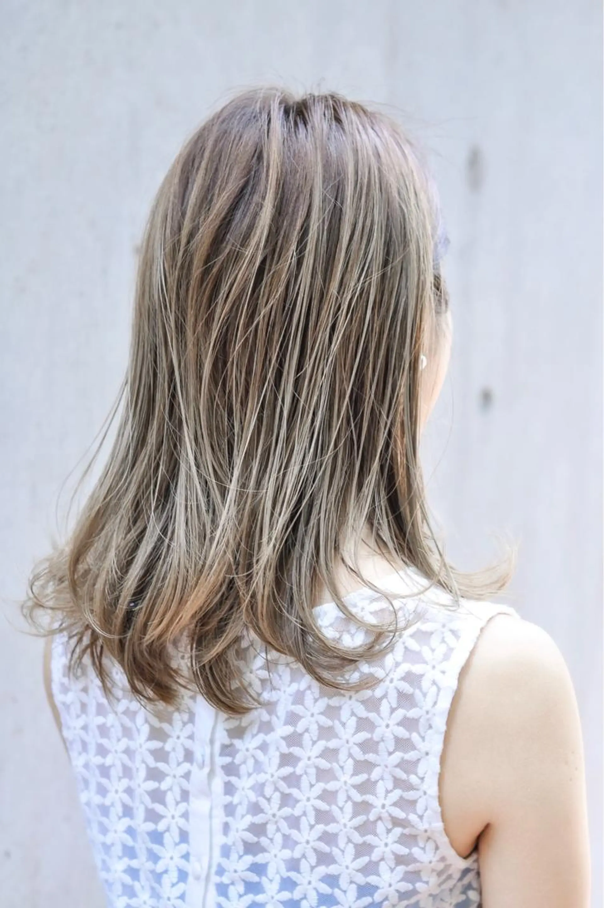 ミディアム 中田 敏明のヘアスタイル