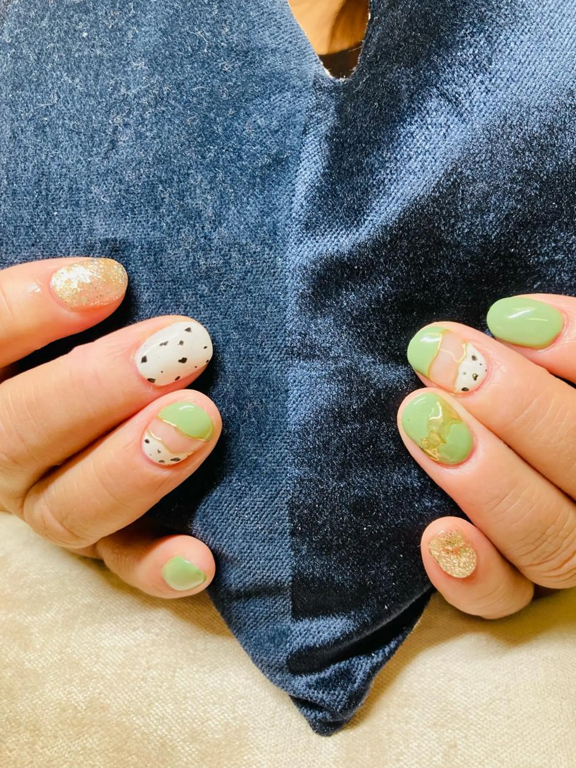 ネイル 寺山 千鶴のネイルデザイン