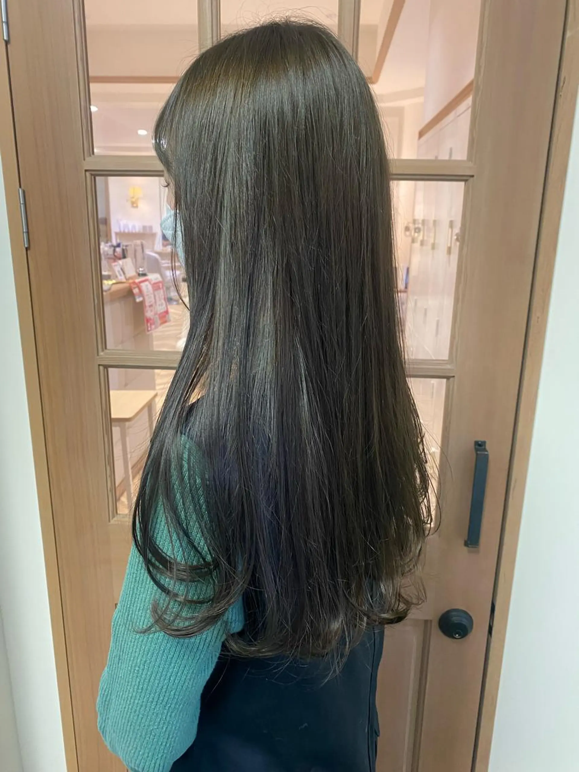 ロング 原 朱莉のヘアスタイル