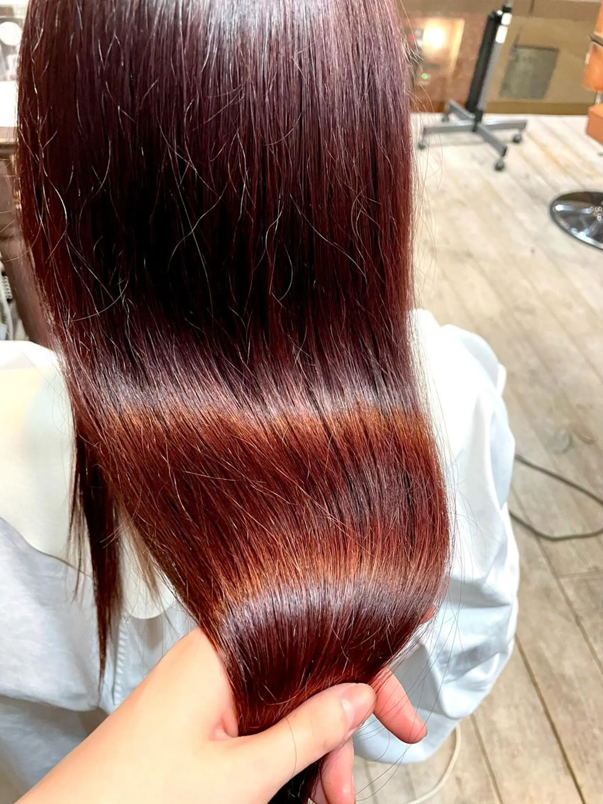 セミロング カラー 髪質改善☁️ ユイのヘアスタイル