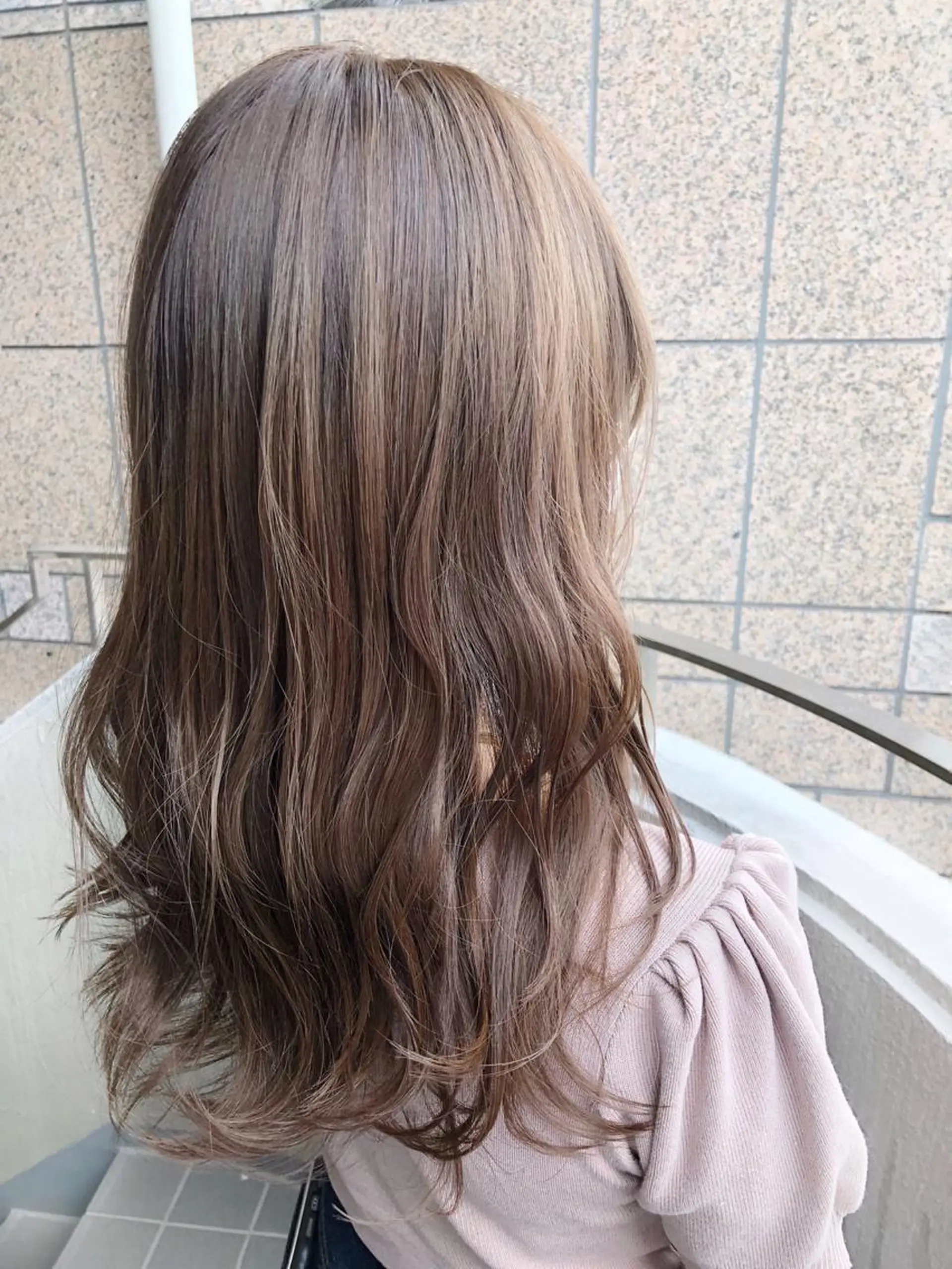ミディアム カラーアンドケアリタ kitamuuuのヘアスタイル