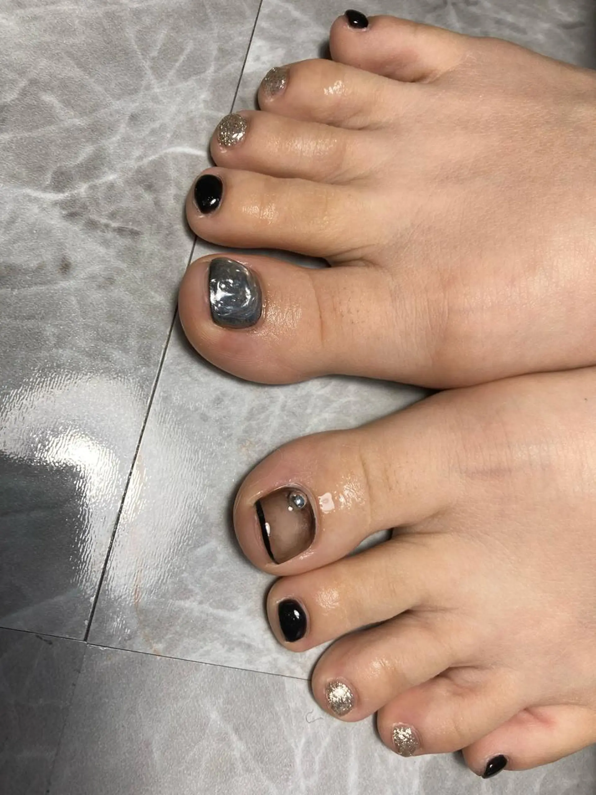 ショート ネイル ハンドネイル フットネイル ✴︎ Delightのネイルデザイン