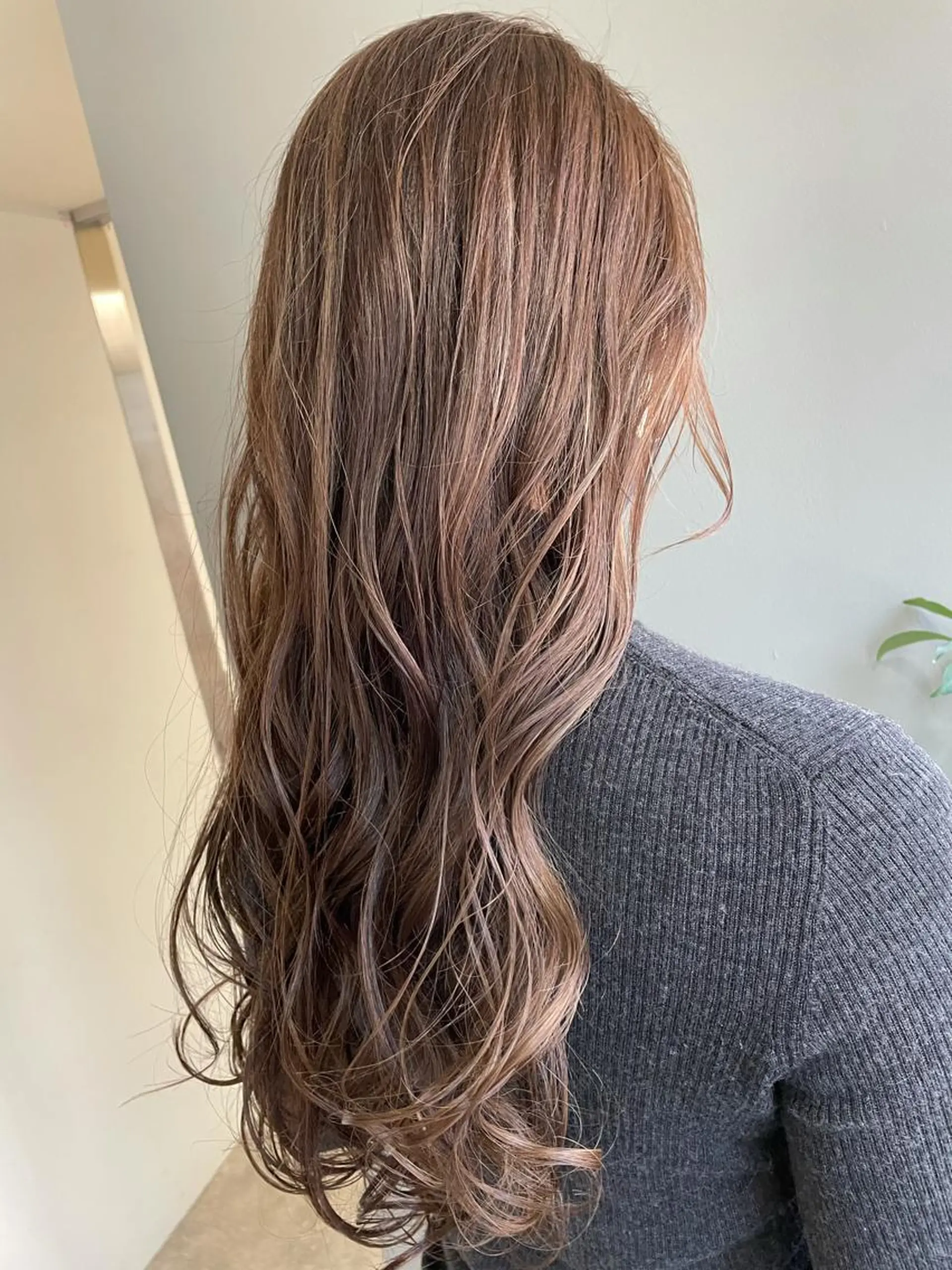 ロング カラー ヘアカラー HAIR&MAKE.sia所属・心斎橋韓国ボブ 好原良真のヘアスタイル