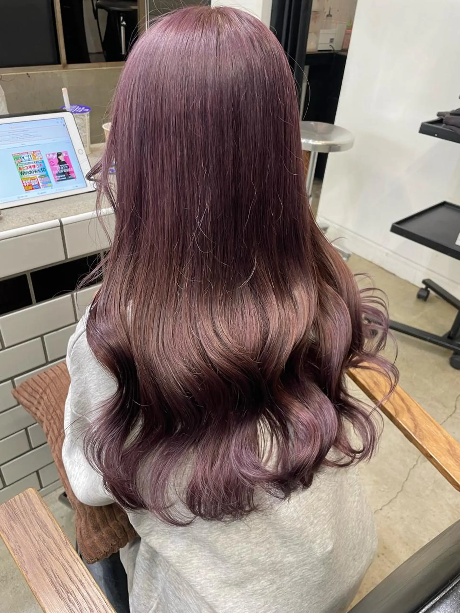 ロング カラー ヘアカラー トリートメント 🦄垢抜けボブ特化× 暖色カラー未来🦄のヘアスタイル
