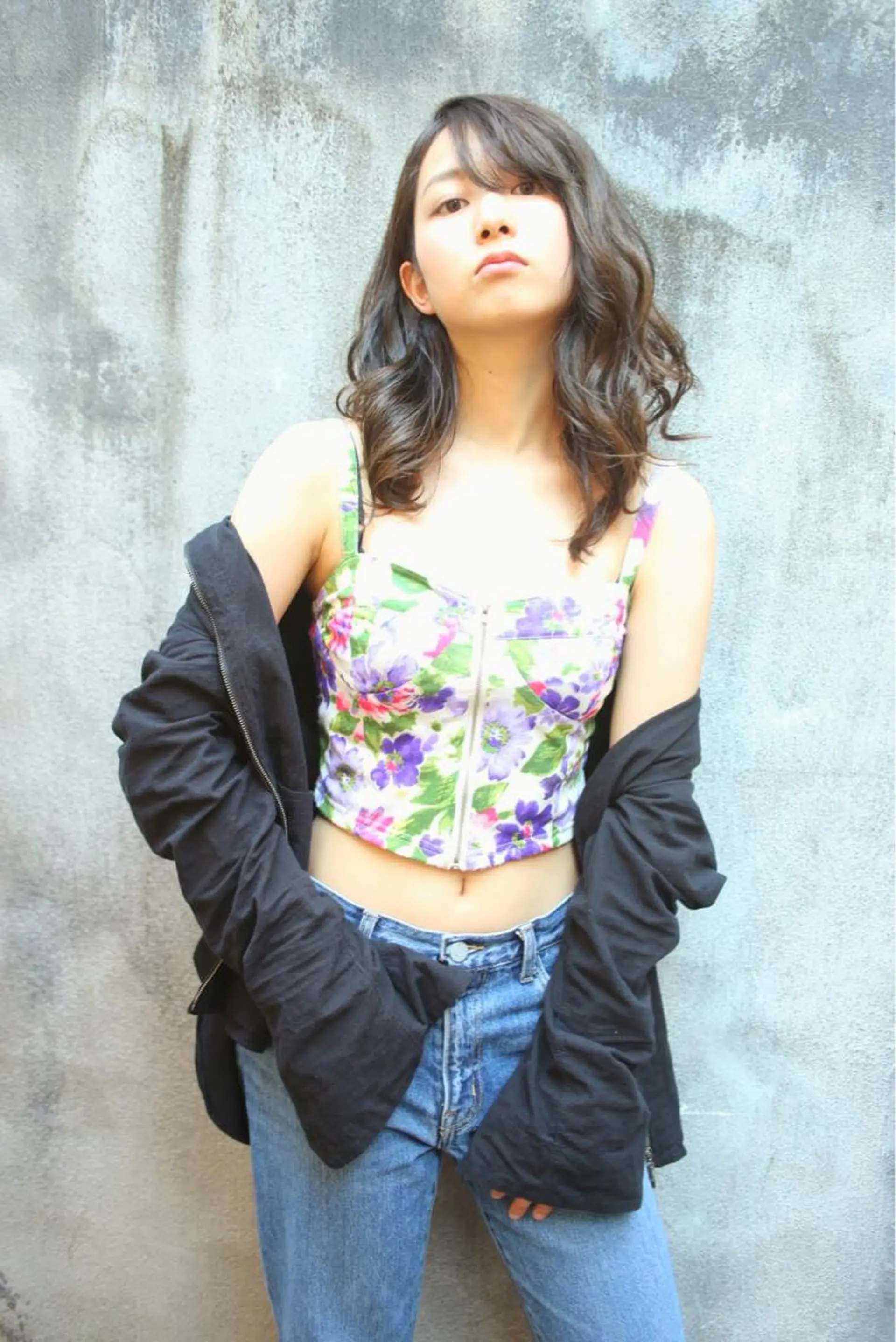 ミディアム カラー ブラウンカラー ネイビーカラー vato バトのヘアスタイル