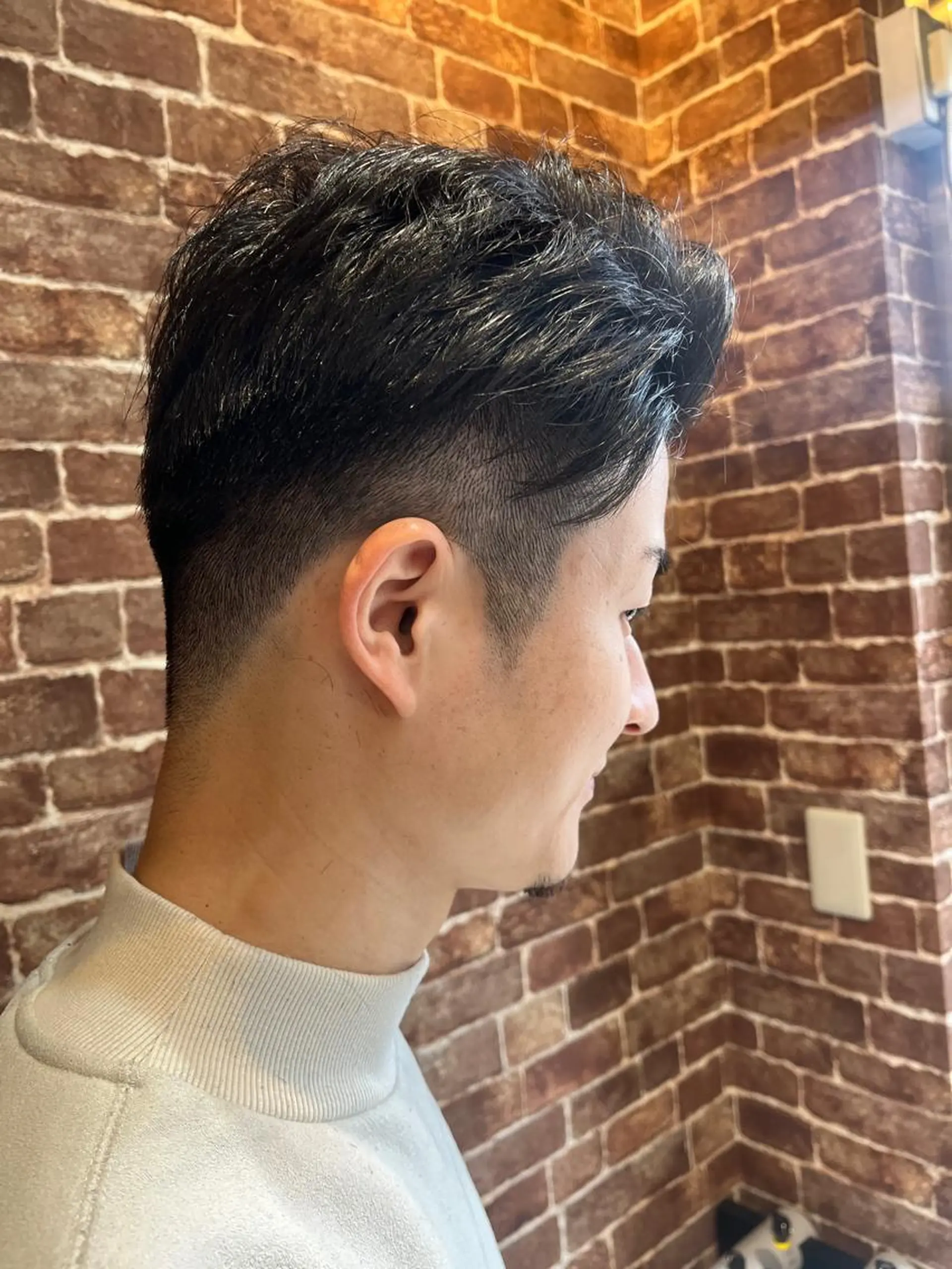 ショート カラー パーマ ヘアアレンジ メンズ キッズ ネイル マツエク・マツパ アイブロウ メンズブリーチ メンズハイライト メンズインナーカラー メンズ韓国風 ブリーチ トリートメント 久木原 ゆりのヘアスタイル